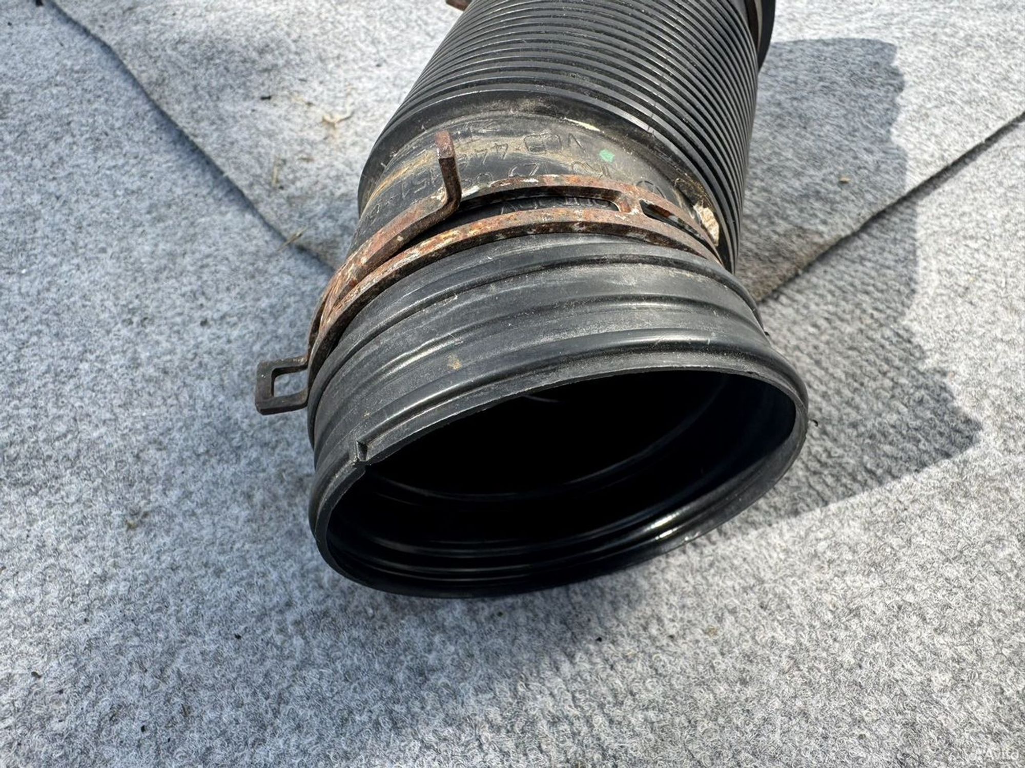 Гофра воздушного фильтра Volkswagen Passat b6, 1500 рублей, Семиозерка