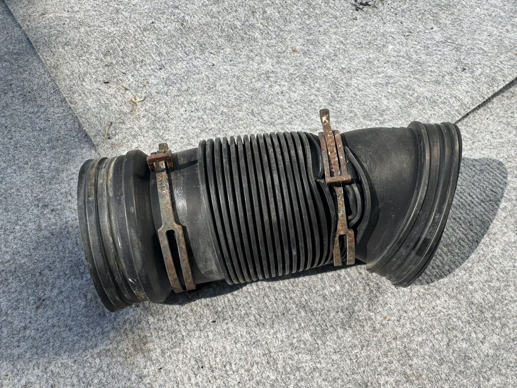 Гофра воздушного фильтра Volkswagen Passat b6, 1500 рублей, Семиозерка