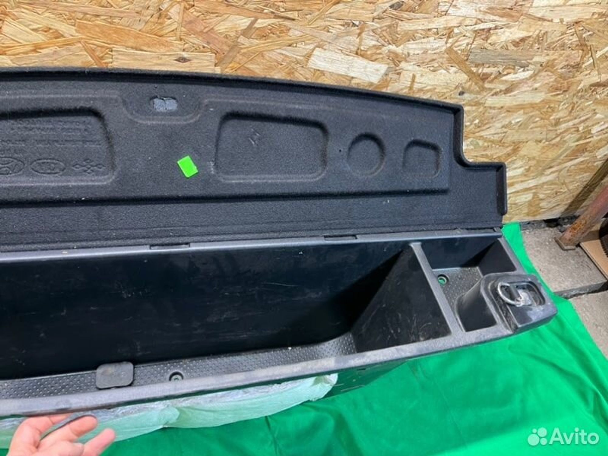 Вещевой ящик Kia Ceed JD G4FG 2013, 2000 рублей, Семиозерка