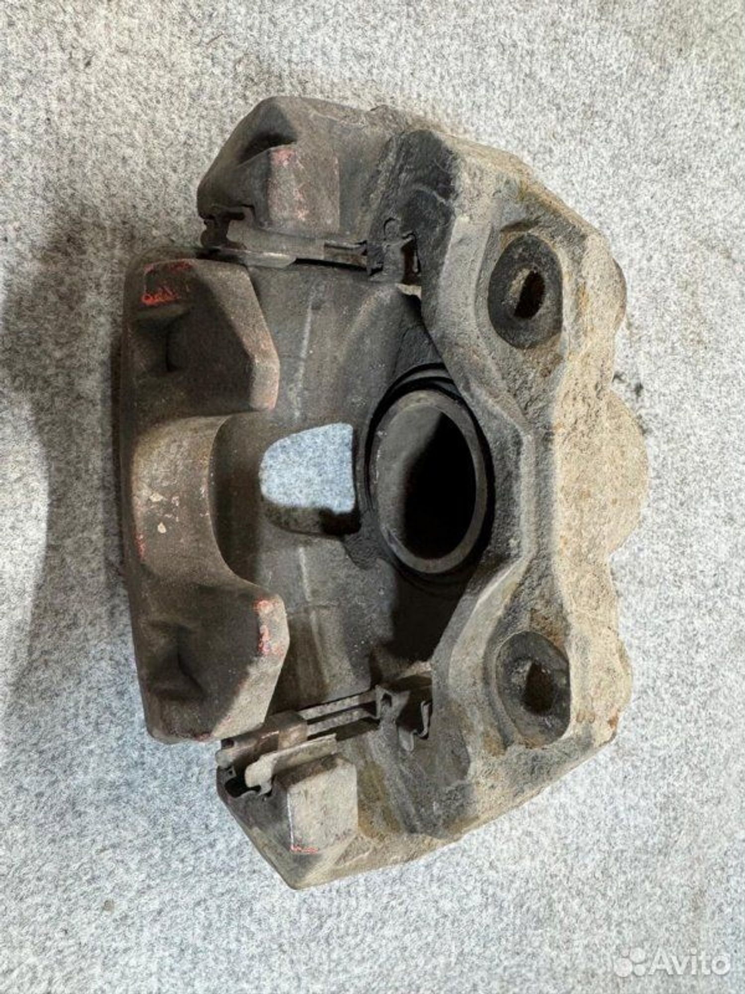 Суппорт тормозной передний правый Volkswagen Polo, 1500 рублей, Семиозерка