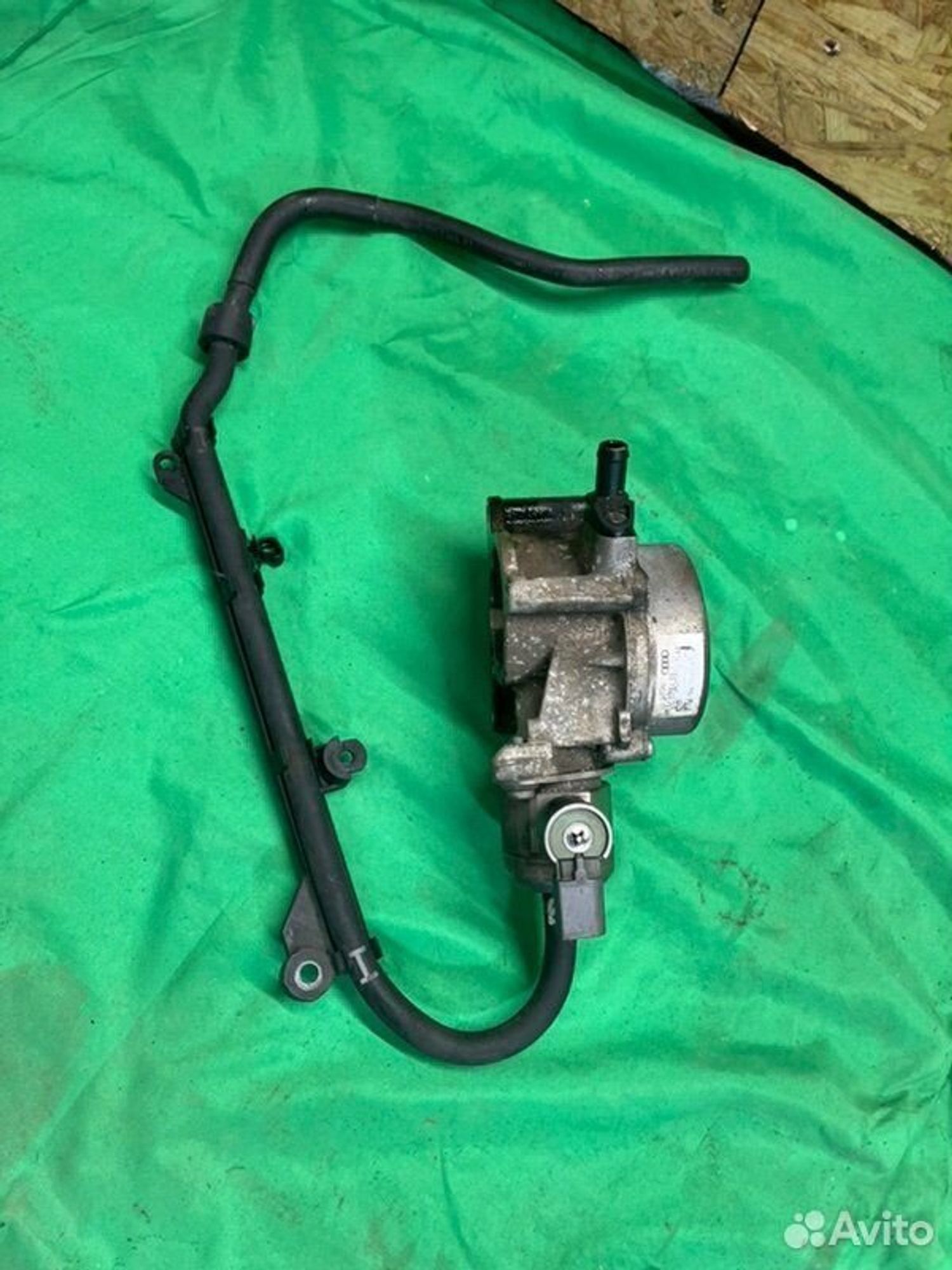 Насос вакуумный тормозов Volkswagen Tiguan SUV NF, 4000 рублей, Семиозерка