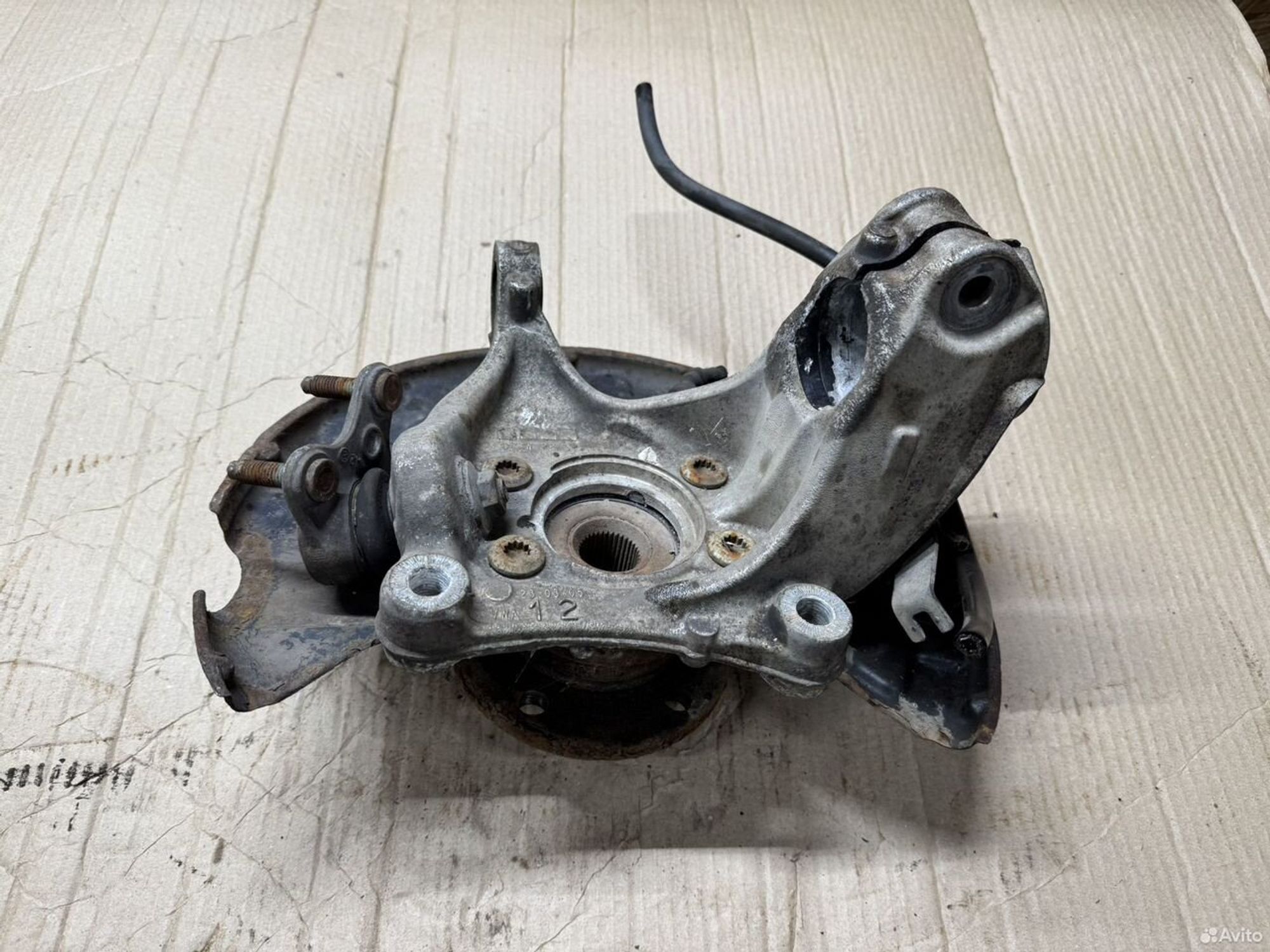 Кулак поворотный левый Passat B6, 3900 рублей, Семиозерка