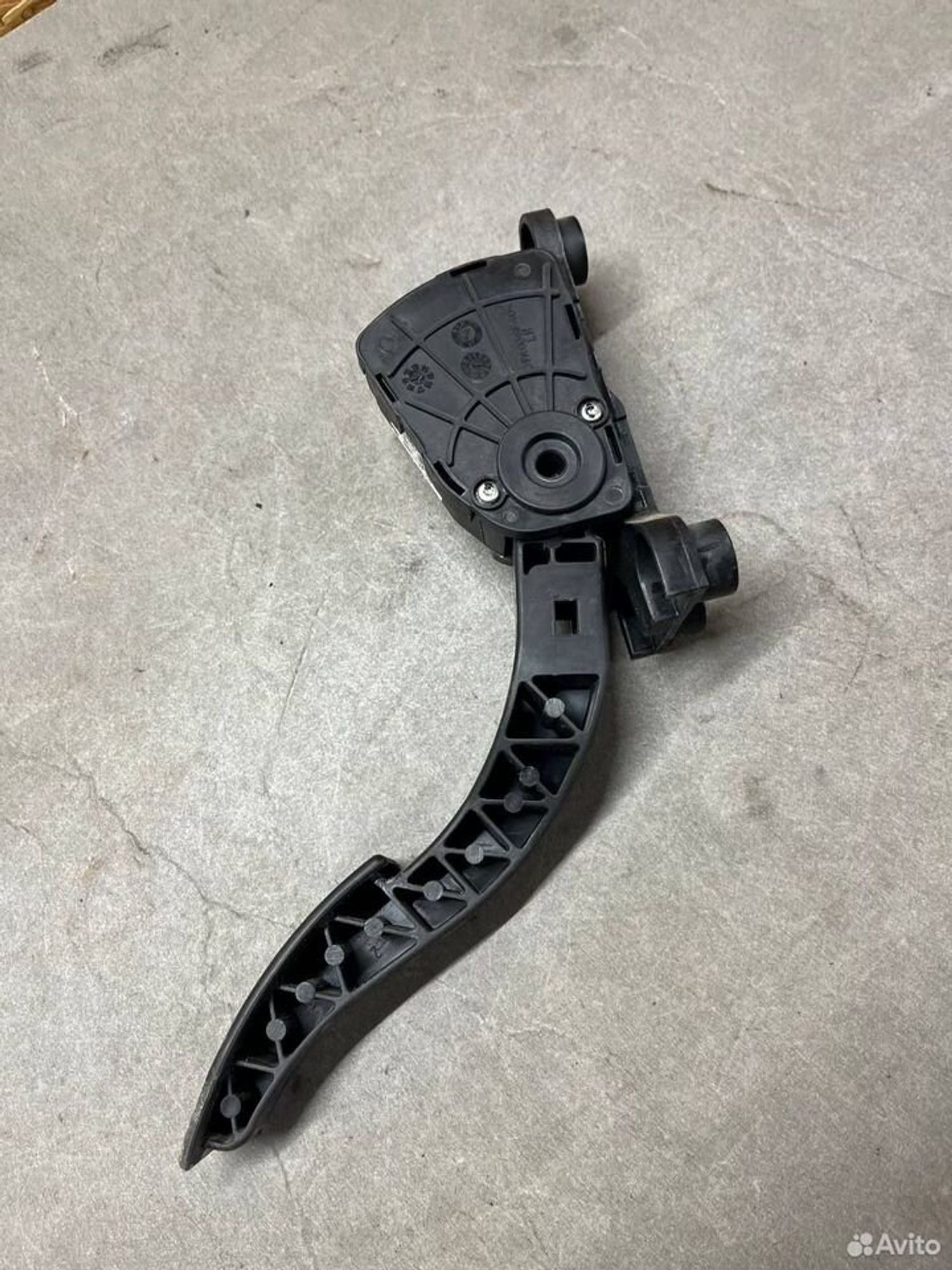 Педаль газа Hyundai Solaris 1, 1100 рублей, Семиозерка