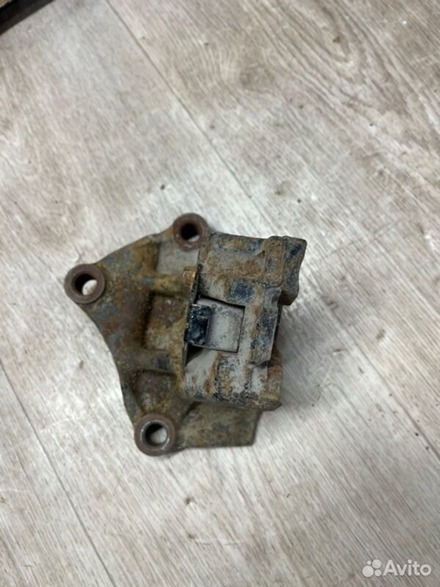 Крепление опоры двигателя левое Kia Ceed JD G4FG, 1200 рублей, Семиозерка