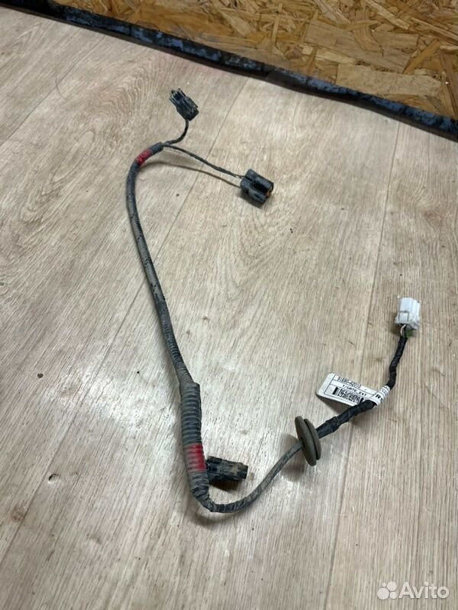 Провод подсветки номера Kia Ceed JD G4FG 2013, 1200 рублей, Семиозерка