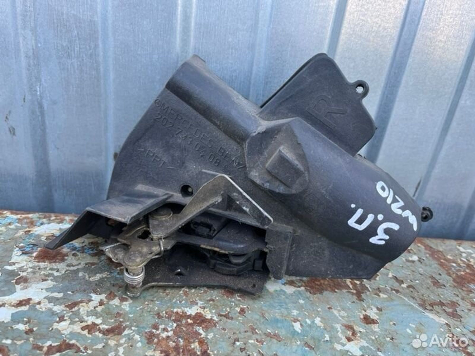 Замок боковой двери задний правый Mercedes E240, 1500 рублей, Семиозерка