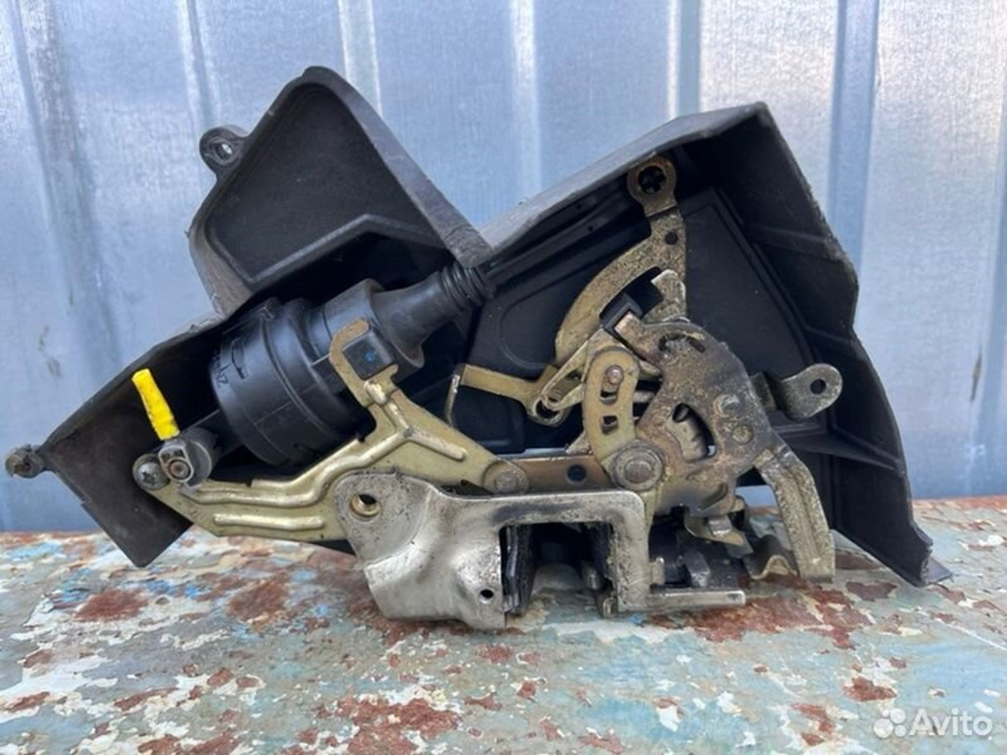 Замок боковой двери задний правый Mercedes E240, 1500 рублей, Семиозерка