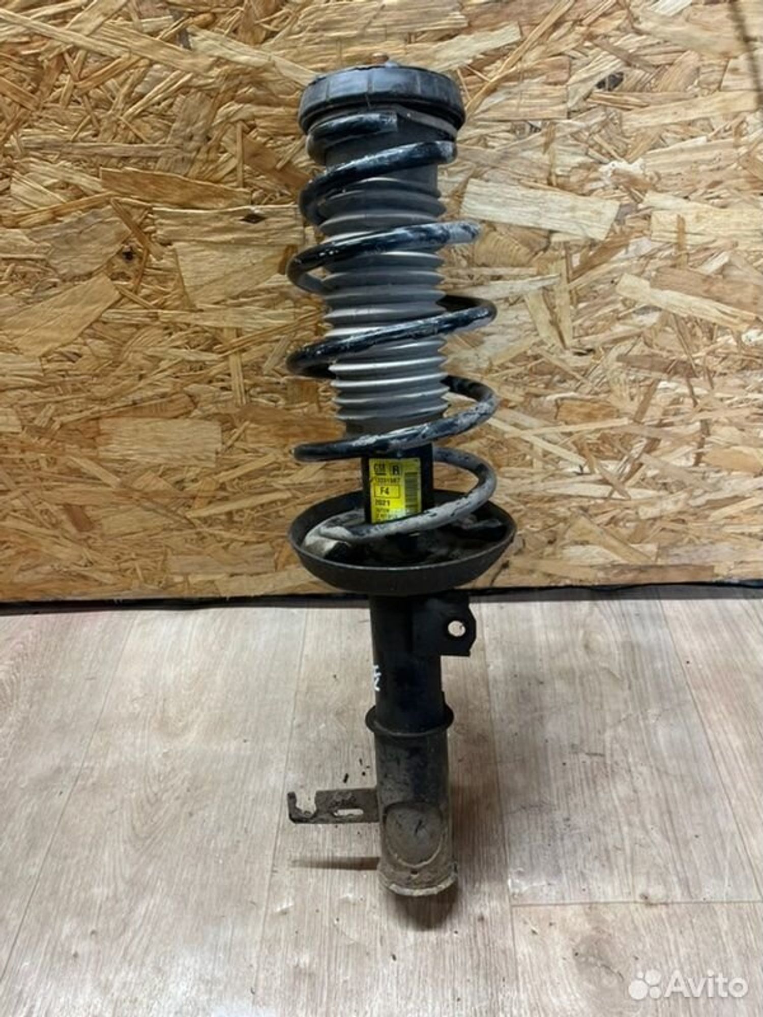 Стойка подвески передняя правая Chevrolet Cruz, 4200 рублей, Семиозерка