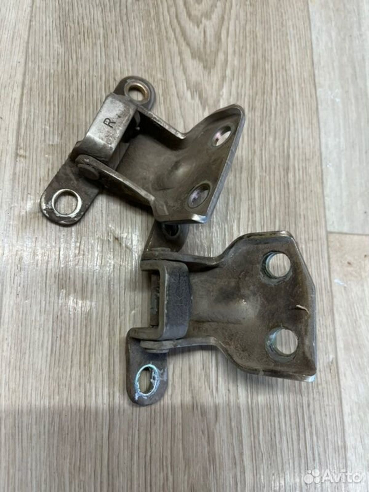 Петля двери задняя правая Kia Spectra SD S6D 2007, 1000 рублей, Семиозерка