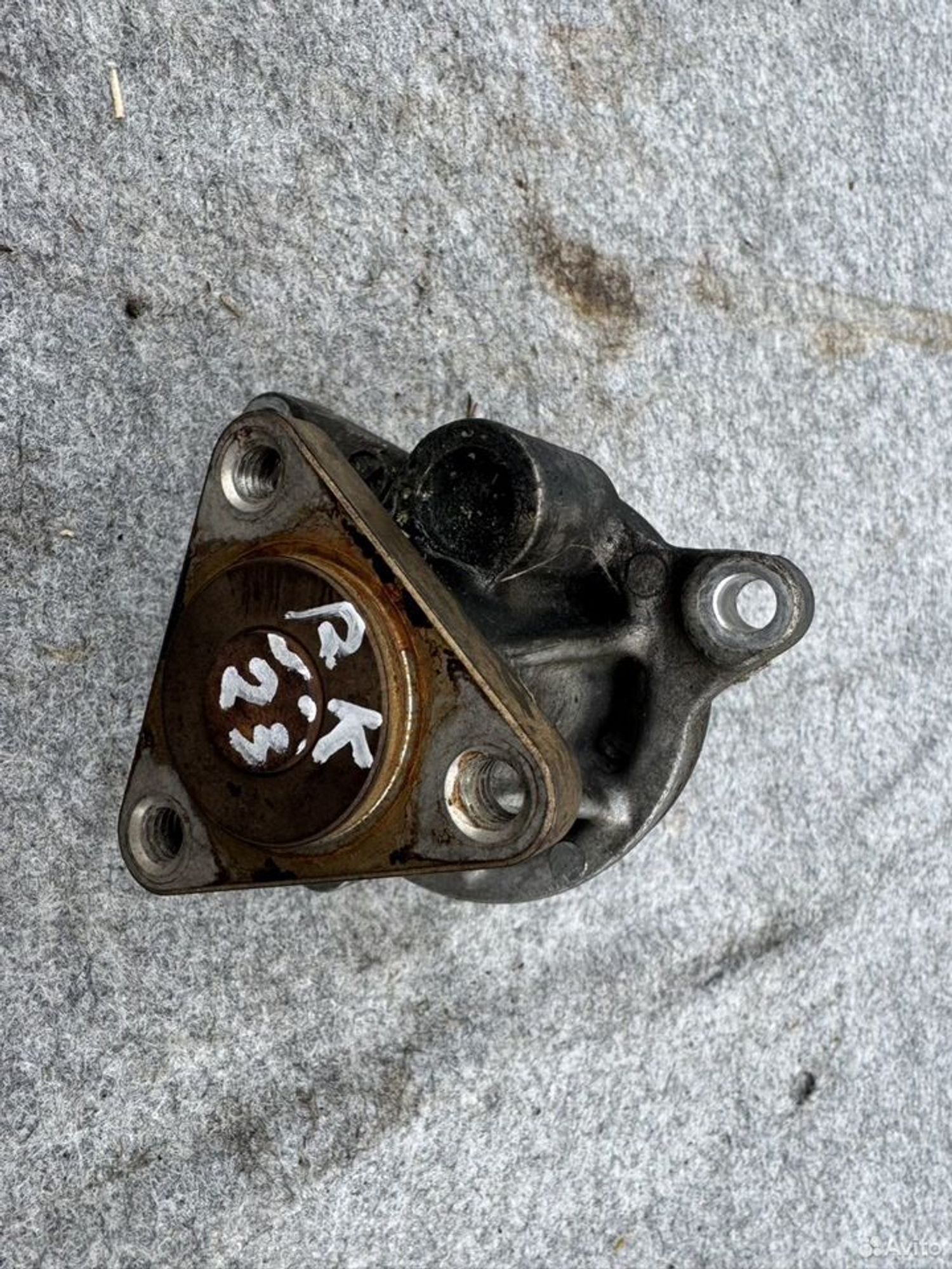 Помпа водяная Mazda L3-VE, 1000 рублей, Семиозерка