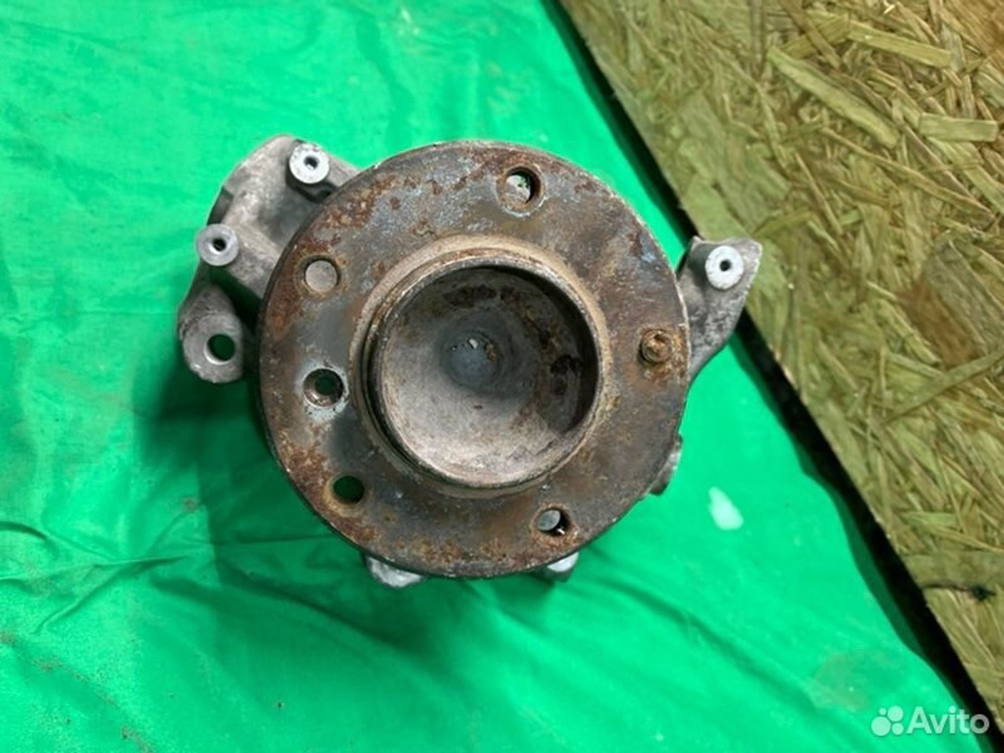 Кулак поворотный передний правый Bmw 1 E87 M47D20, 2600 рублей, Семиозерка