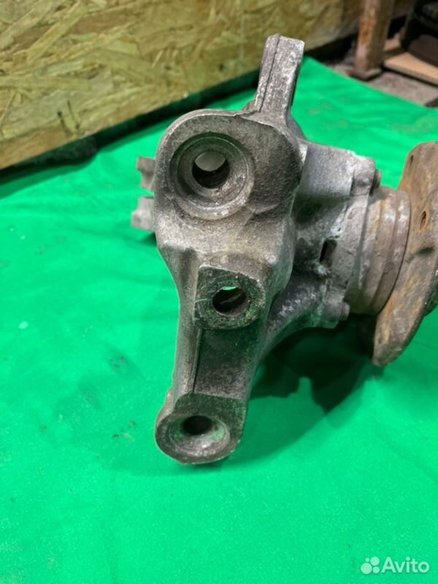 Кулак поворотный передний правый Bmw 1 E87 M47D20, 2600 рублей, Семиозерка