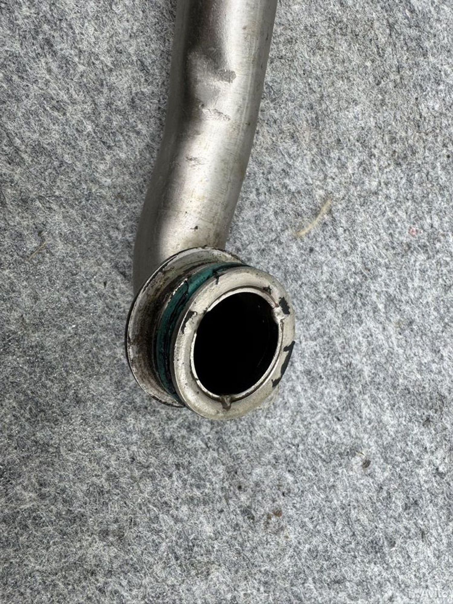 Трубка системы охлаждения Audi S4 A4 A6, 1500 рублей, Семиозерка