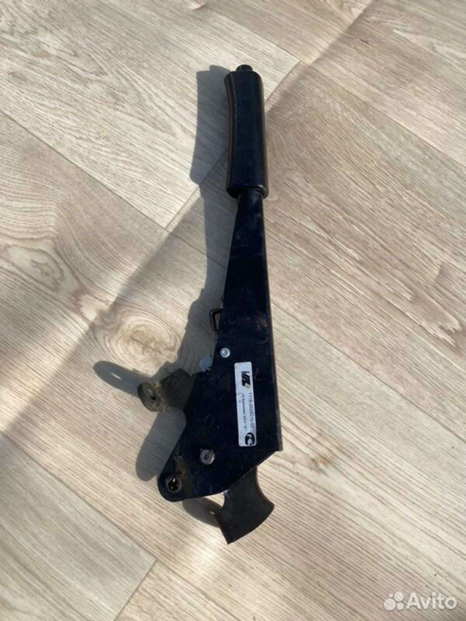 Рычаг стояночного тормоза Лада Калина 2 11193 2013, 1000 рублей, Семиозерка