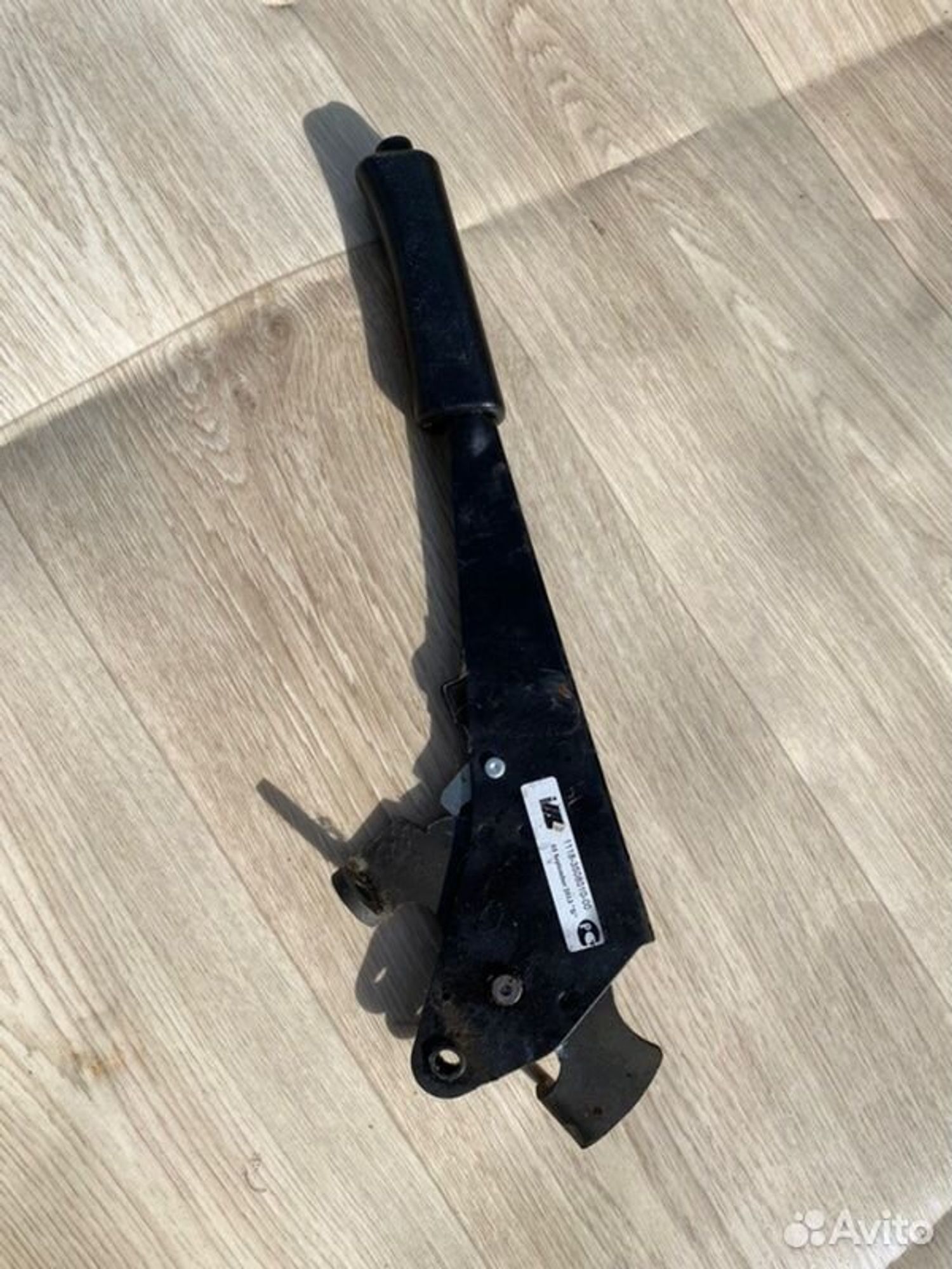 Рычаг стояночного тормоза Лада Калина 2 11193 2013, 1000 рублей, Семиозерка