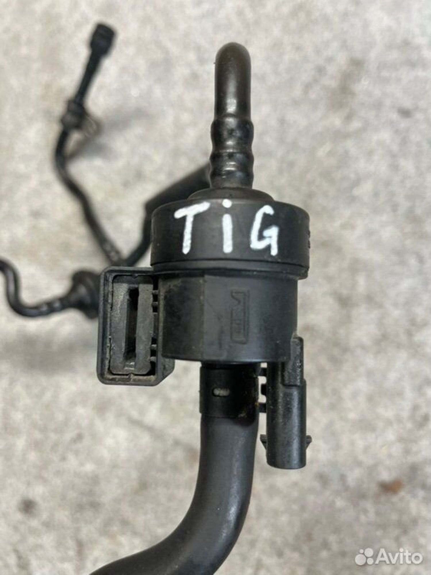 Трубка впускного коллектора Volkswagen Tiguan SUV, 2000 рублей, Семиозерка