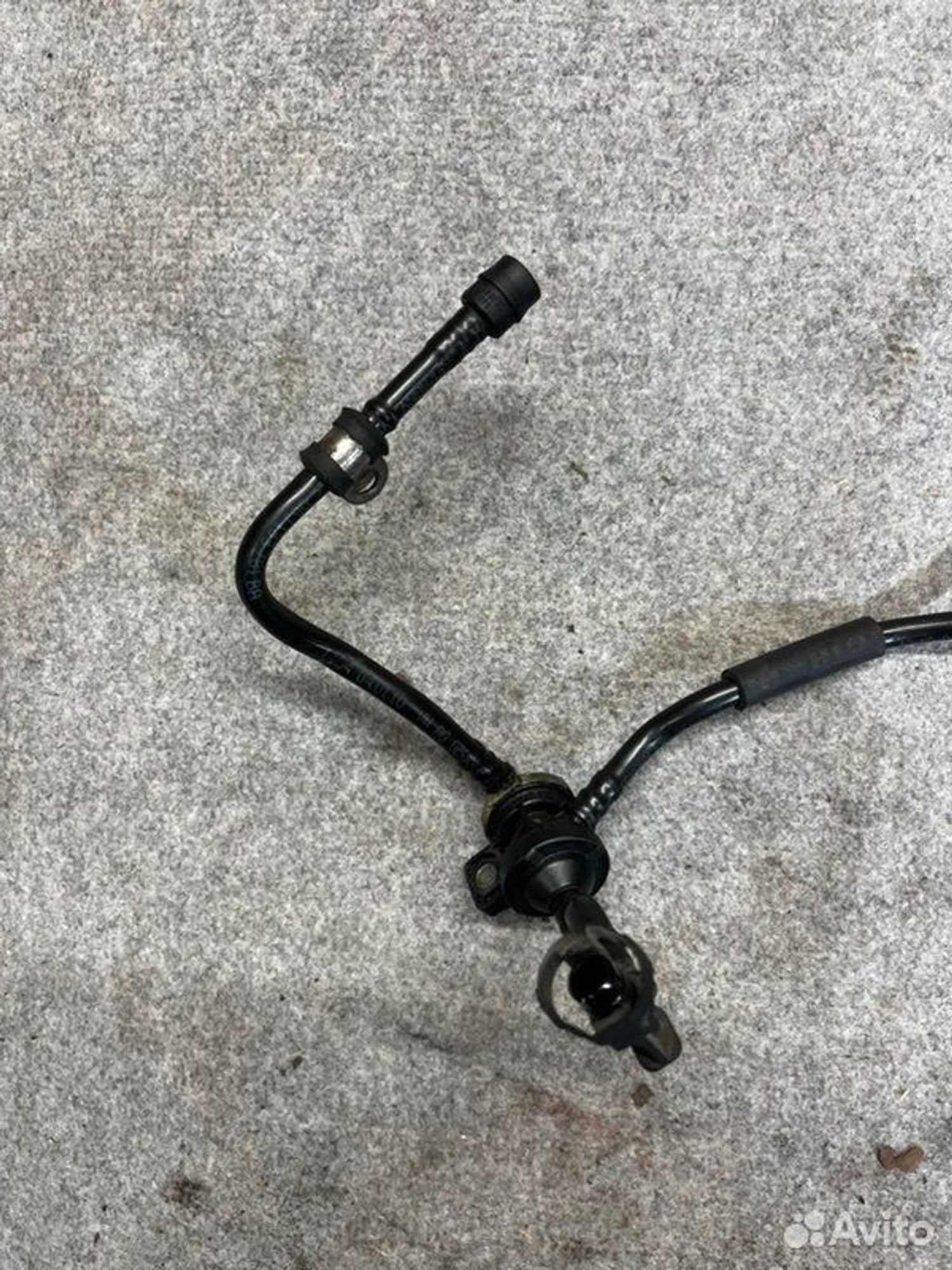 Трубка впускного коллектора Volkswagen Tiguan SUV, 2000 рублей, Семиозерка