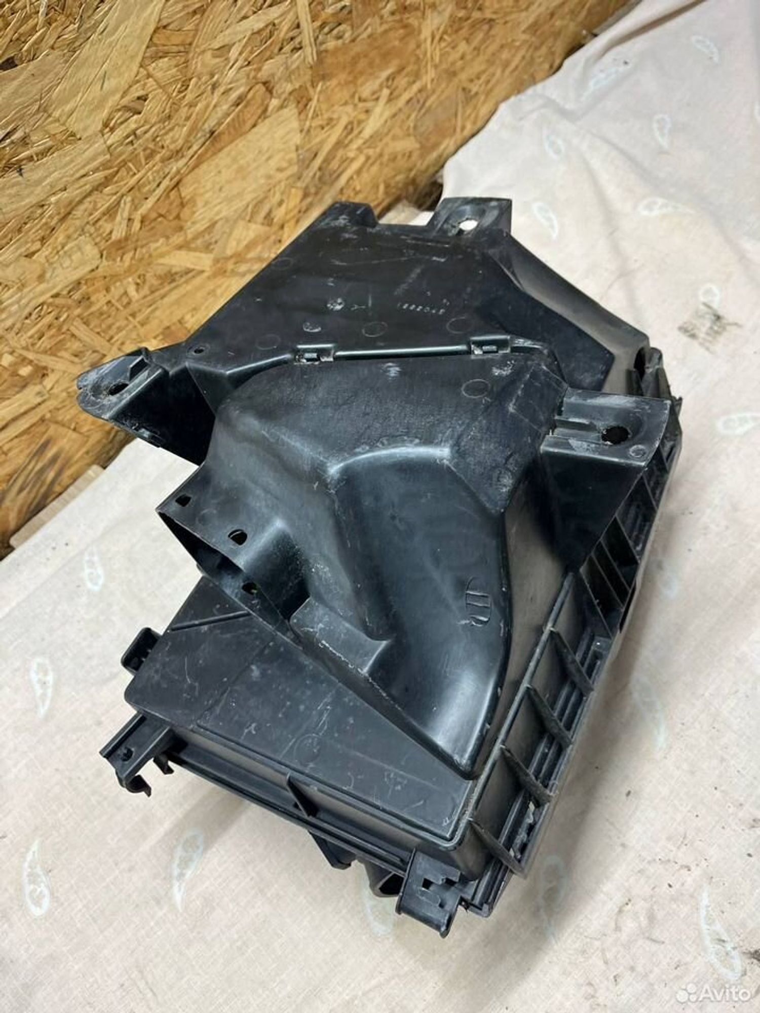 Корпус воздушного фильтра Volvo xc70 s60 xc90, 3000 рублей, Семиозерка