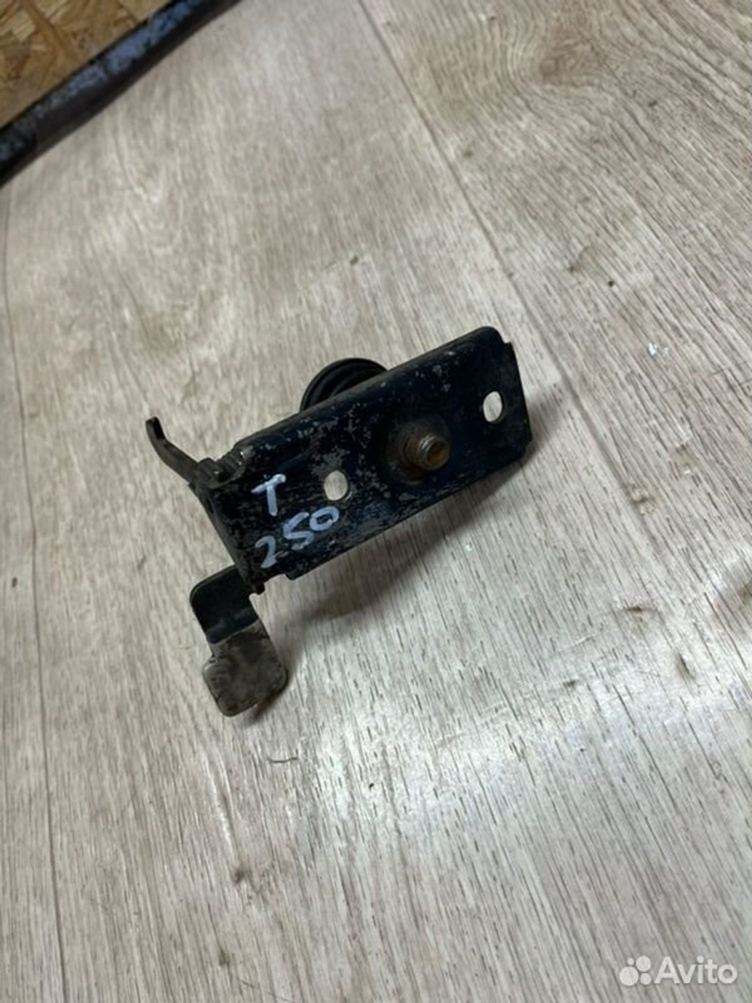 Замок капота Chevrolet Aveo T250 F14D3 2006, 900 рублей, Семиозерка