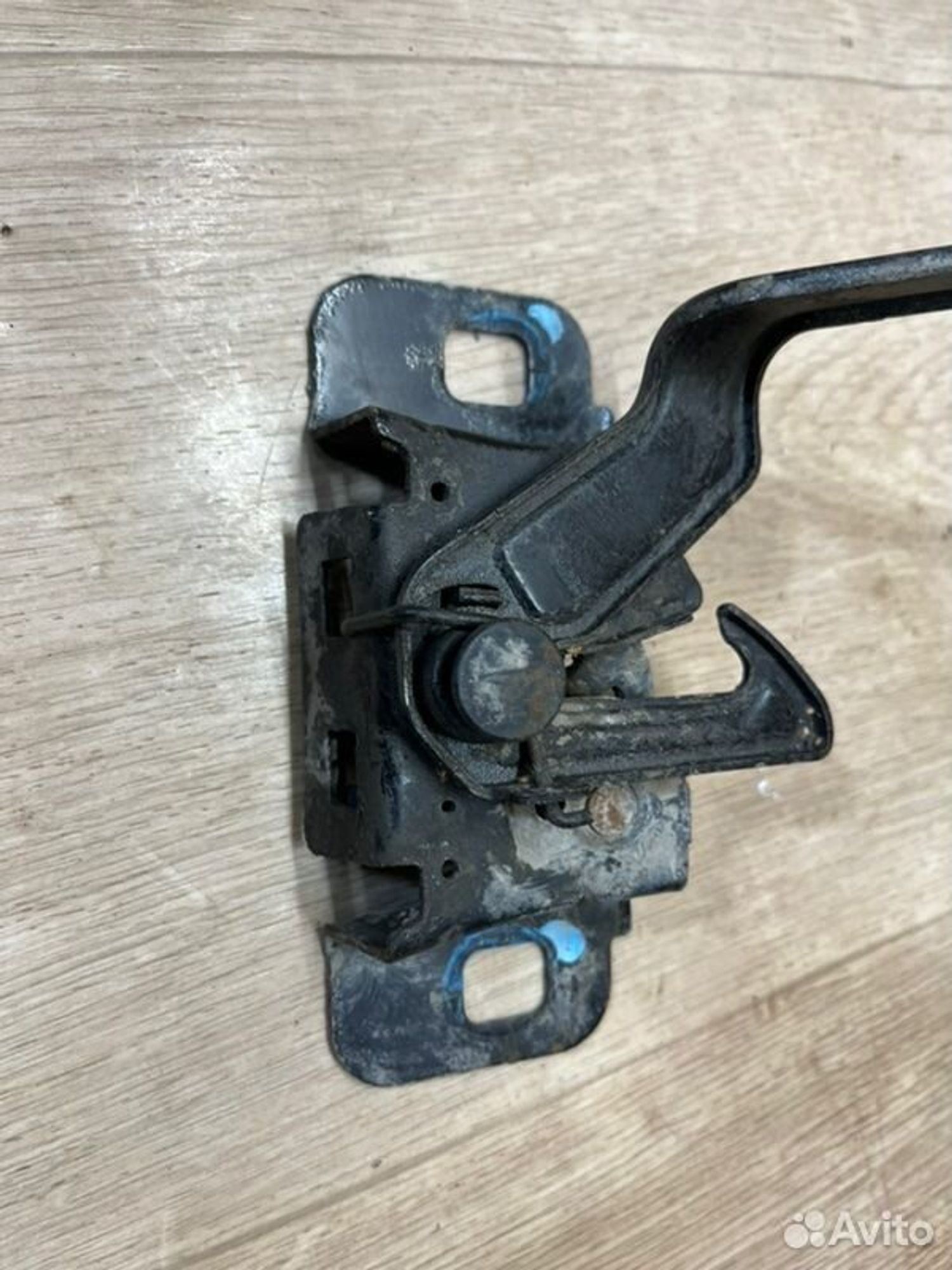 Замок капота Chevrolet Cobalt B15D2 2015, 1000 рублей, Семиозерка