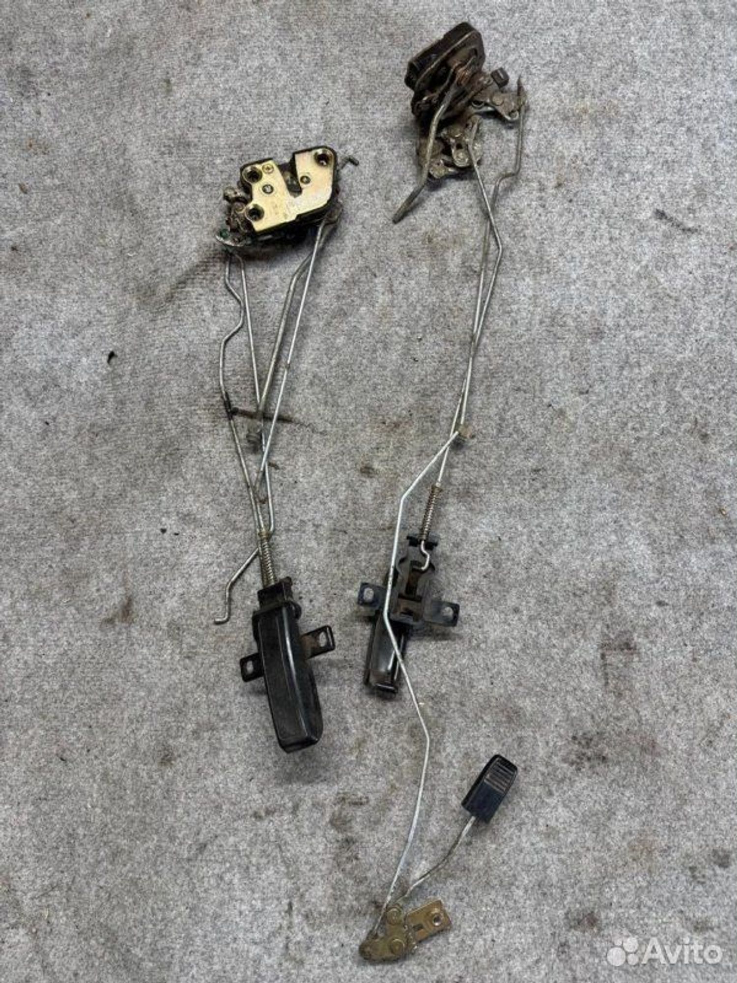 Замок боковой двери Isuzu Trooper 4JB1 1991, 1000 рублей, Семиозерка