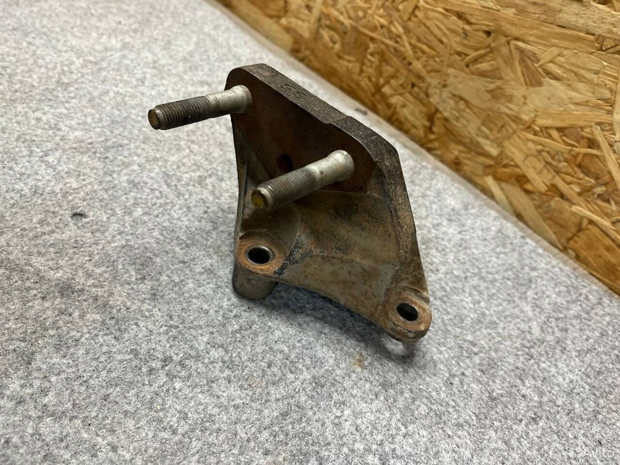 Кронштейн опоры двигателя Rio 3, 1000 рублей, Семиозерка