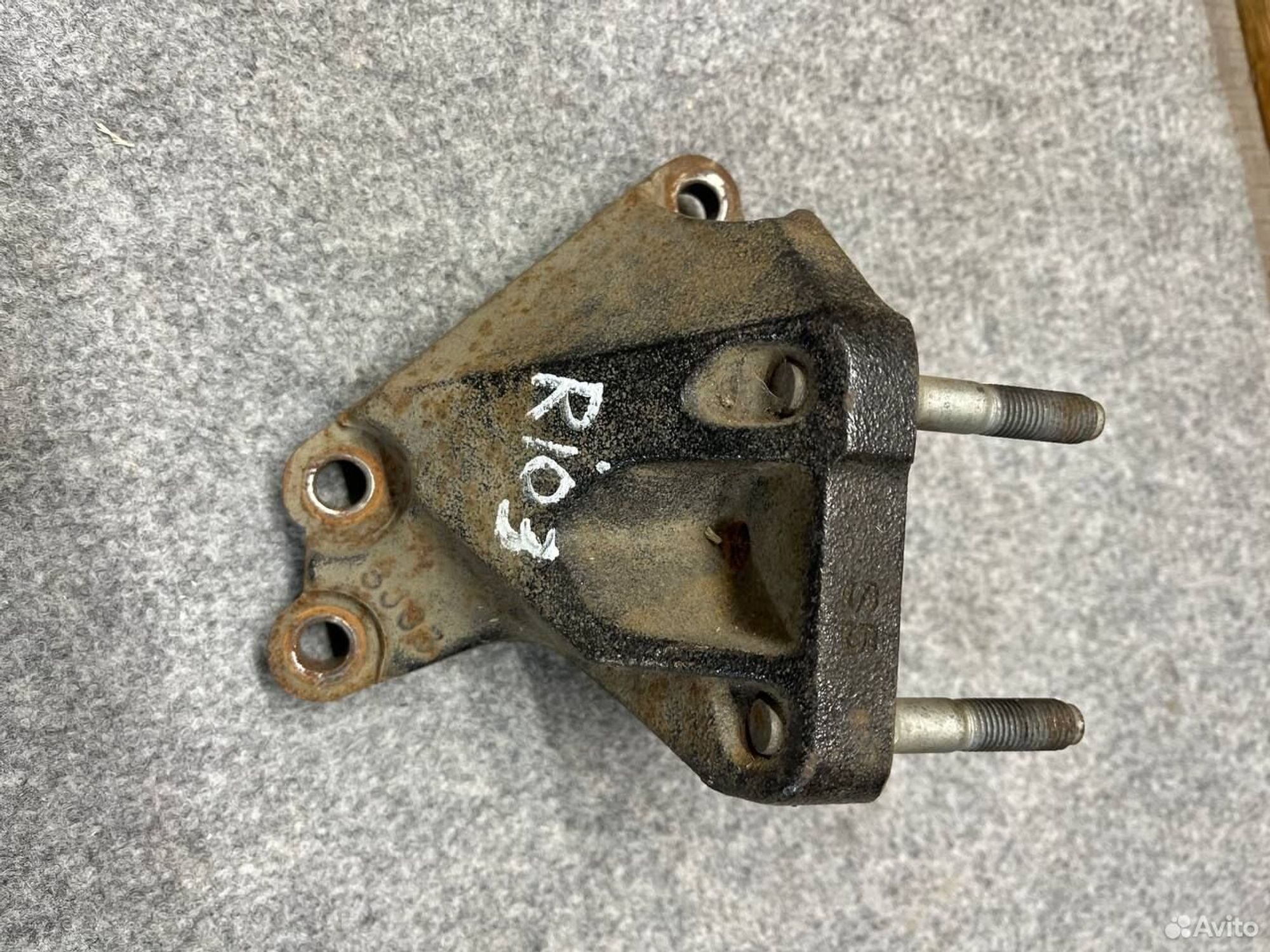 Кронштейн опоры двигателя Rio 3, 1000 рублей, Семиозерка