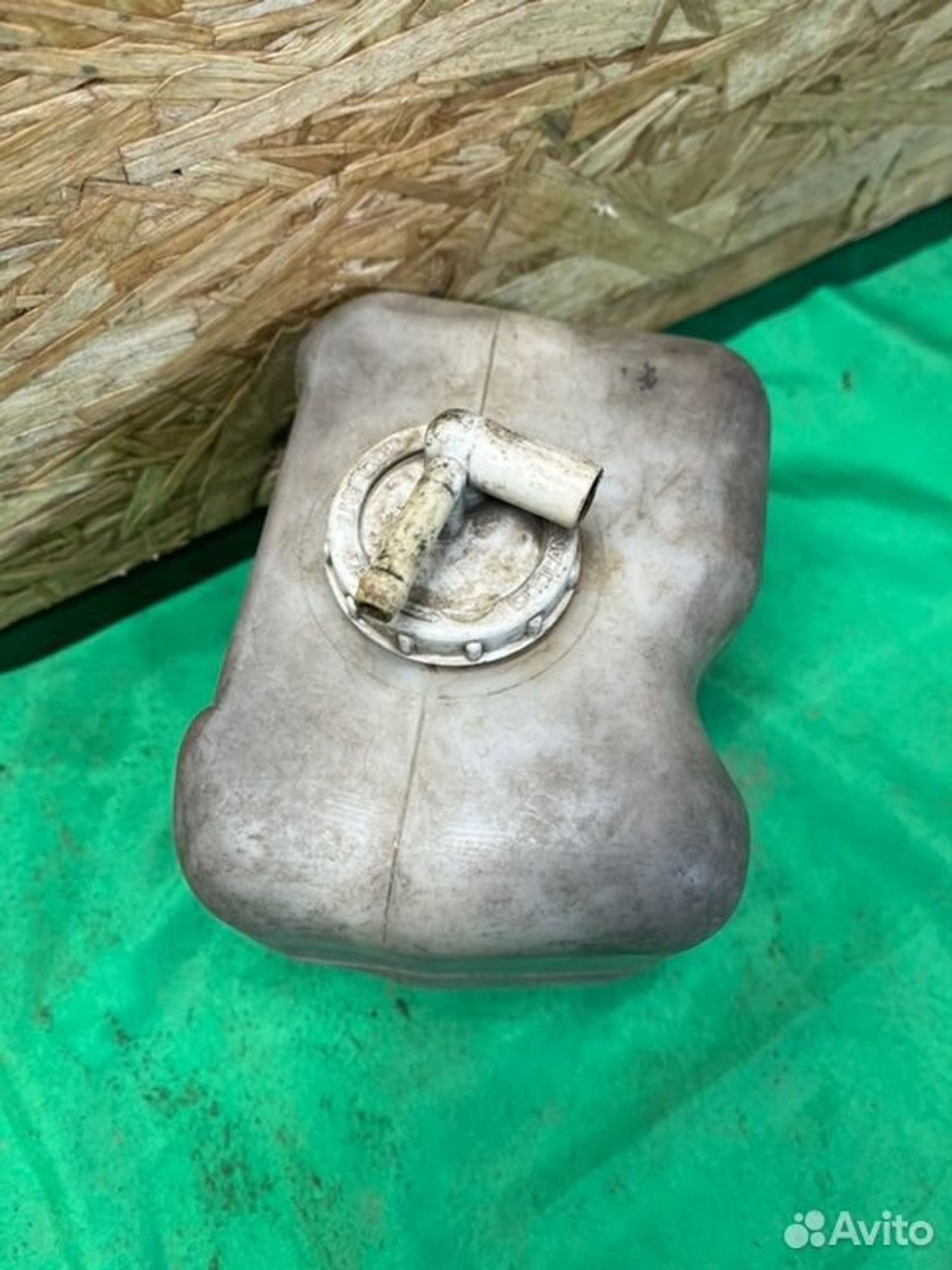 Бачок расширительный Mitsubishi Pajero 6G72 1993, 700 рублей, Семиозерка