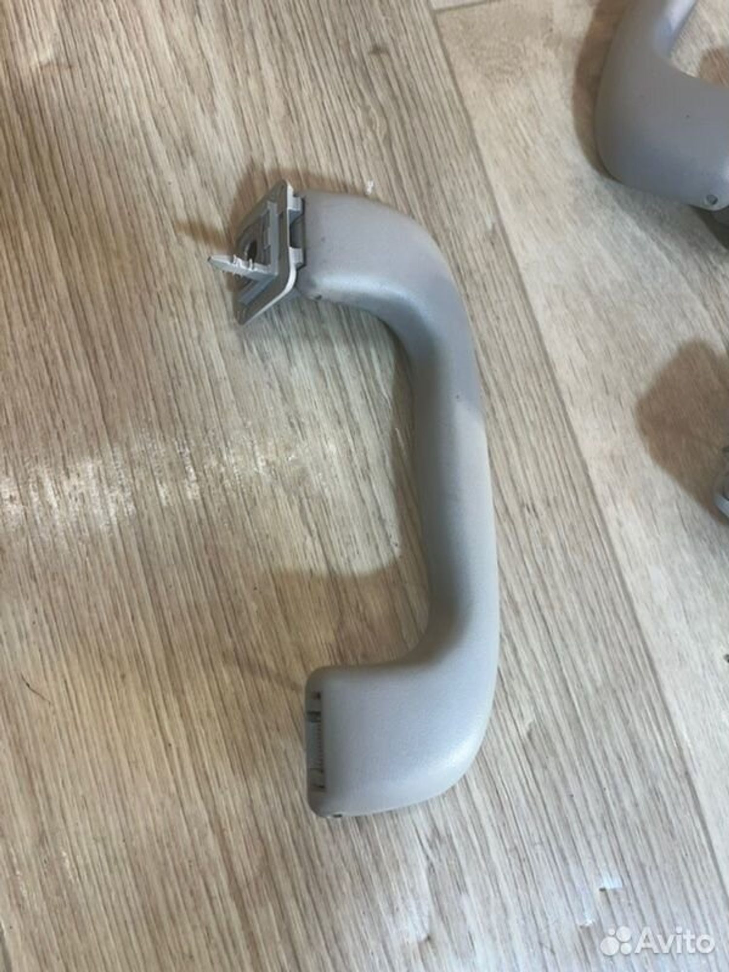 Ручка потолка Chevrolet Cruz J300 F16D3 2011, 1800 рублей, Семиозерка