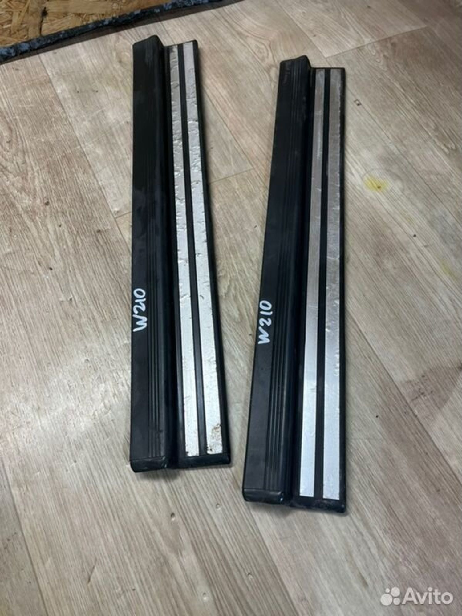 Декоративная накладка порога Mercedes E240 W210, 1000 рублей, Семиозерка