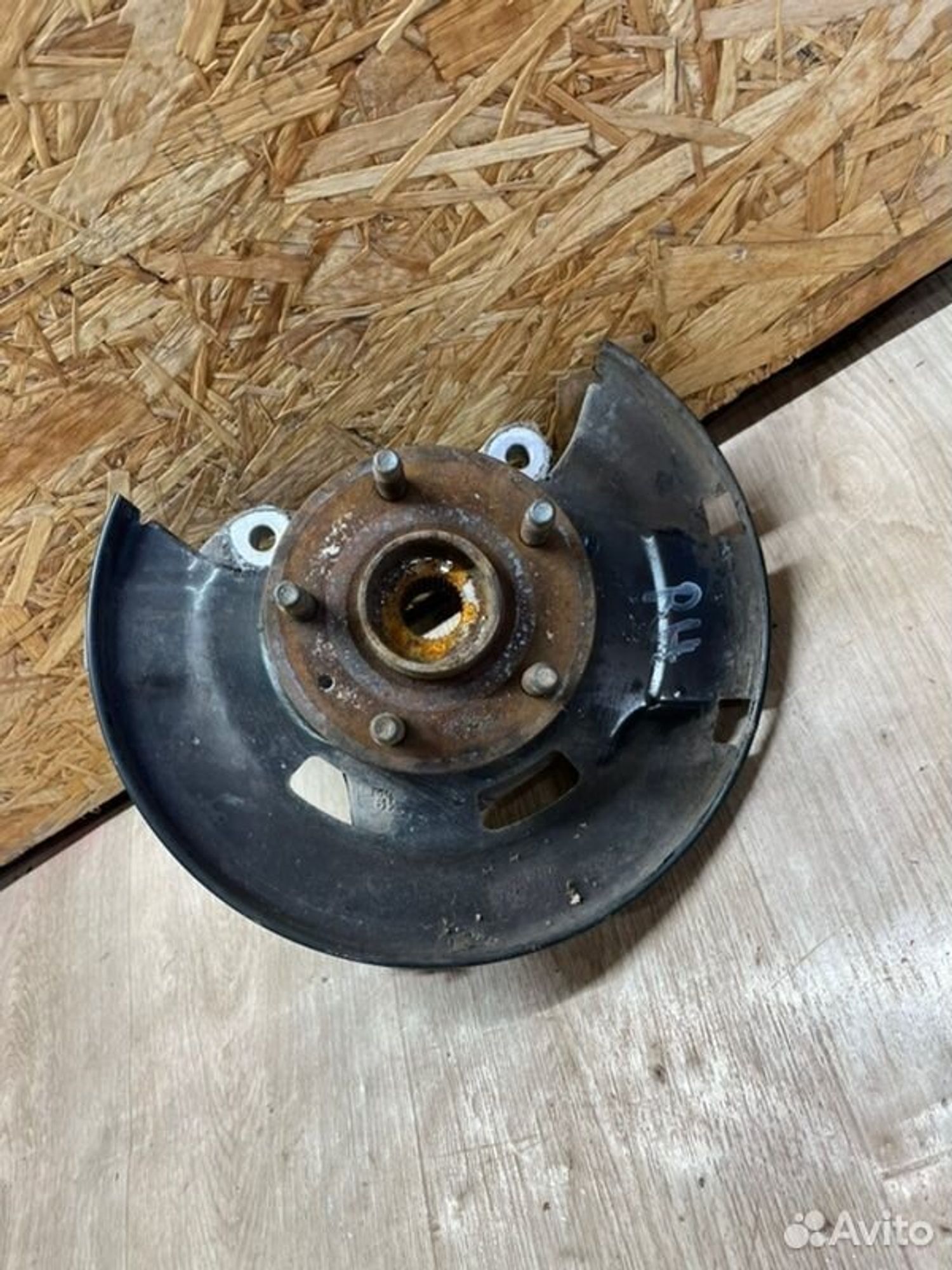 Кулак поворотный передний правый Chevrolet Cruz, 3000 рублей, Семиозерка