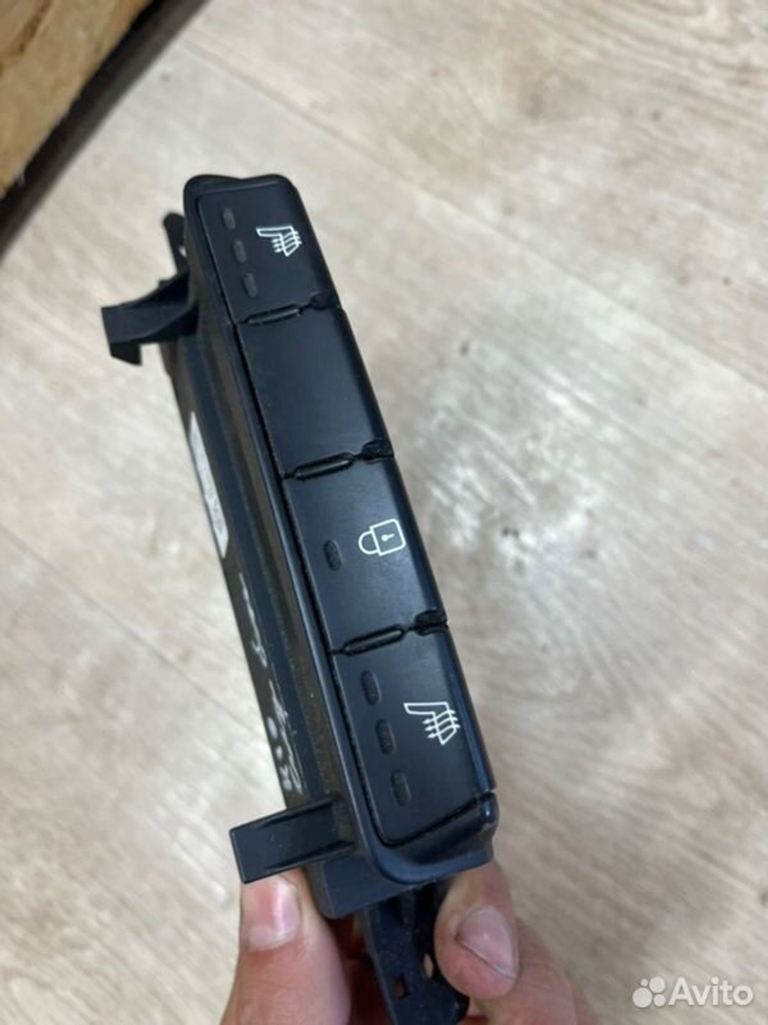 Блок кнопок подогрева сидений Kia Ceed JD G4FG, 2200 рублей, Семиозерка