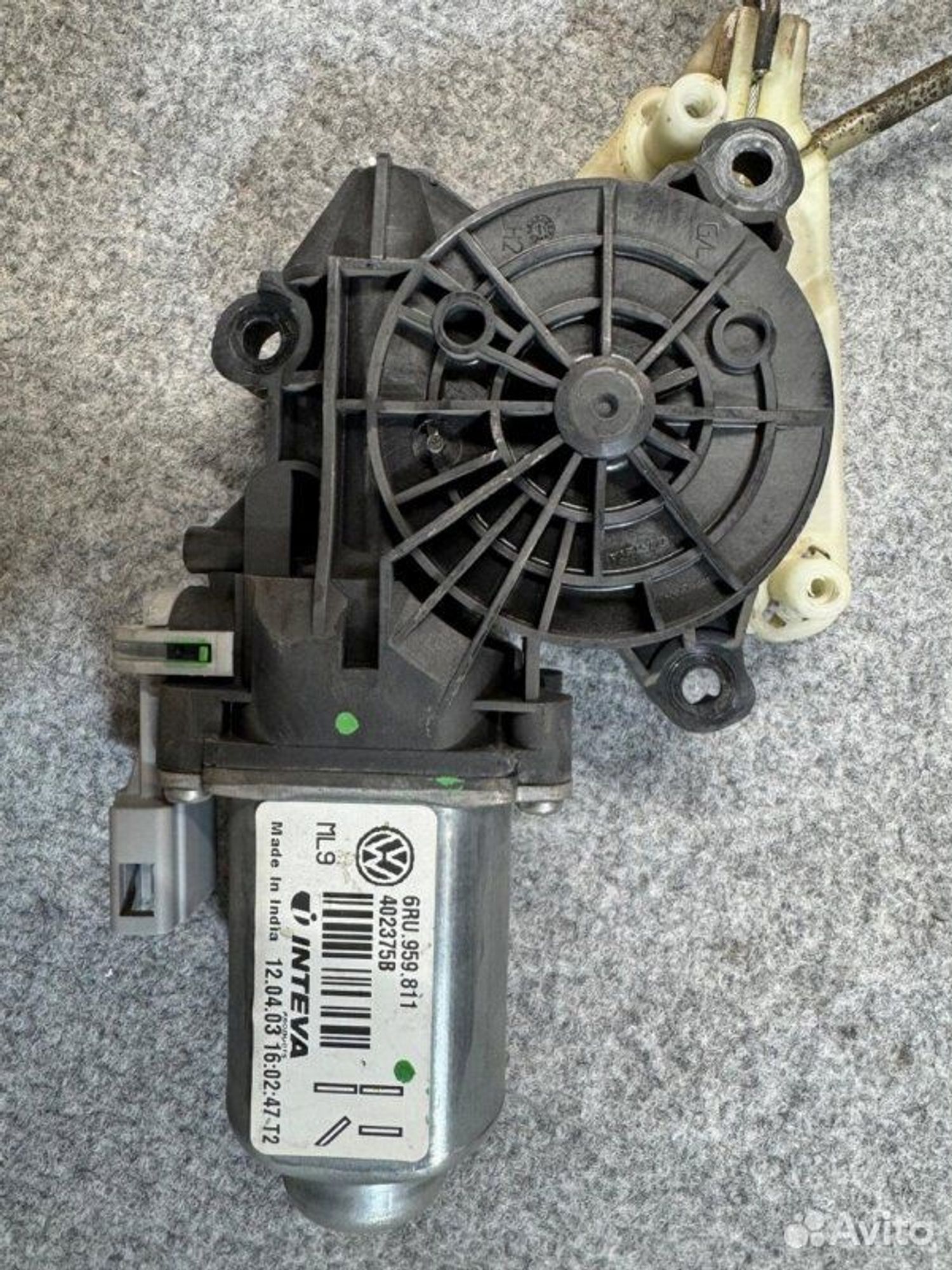 Стеклоподьемник задний правый Volkswagen Polo CFN, 2000 рублей, Семиозерка