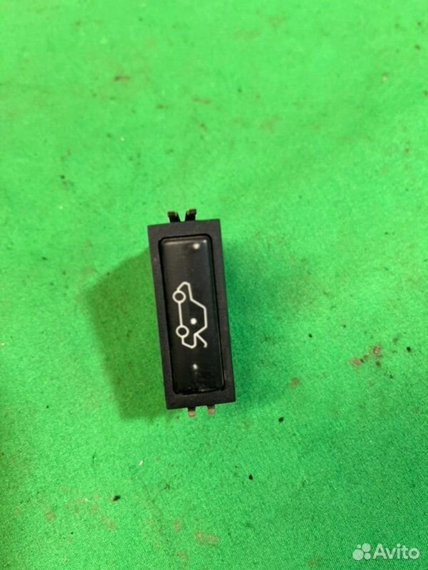 Кнопка открывания багажника Bmw X5 E53 M54B30 2002, 800 рублей, Семиозерка