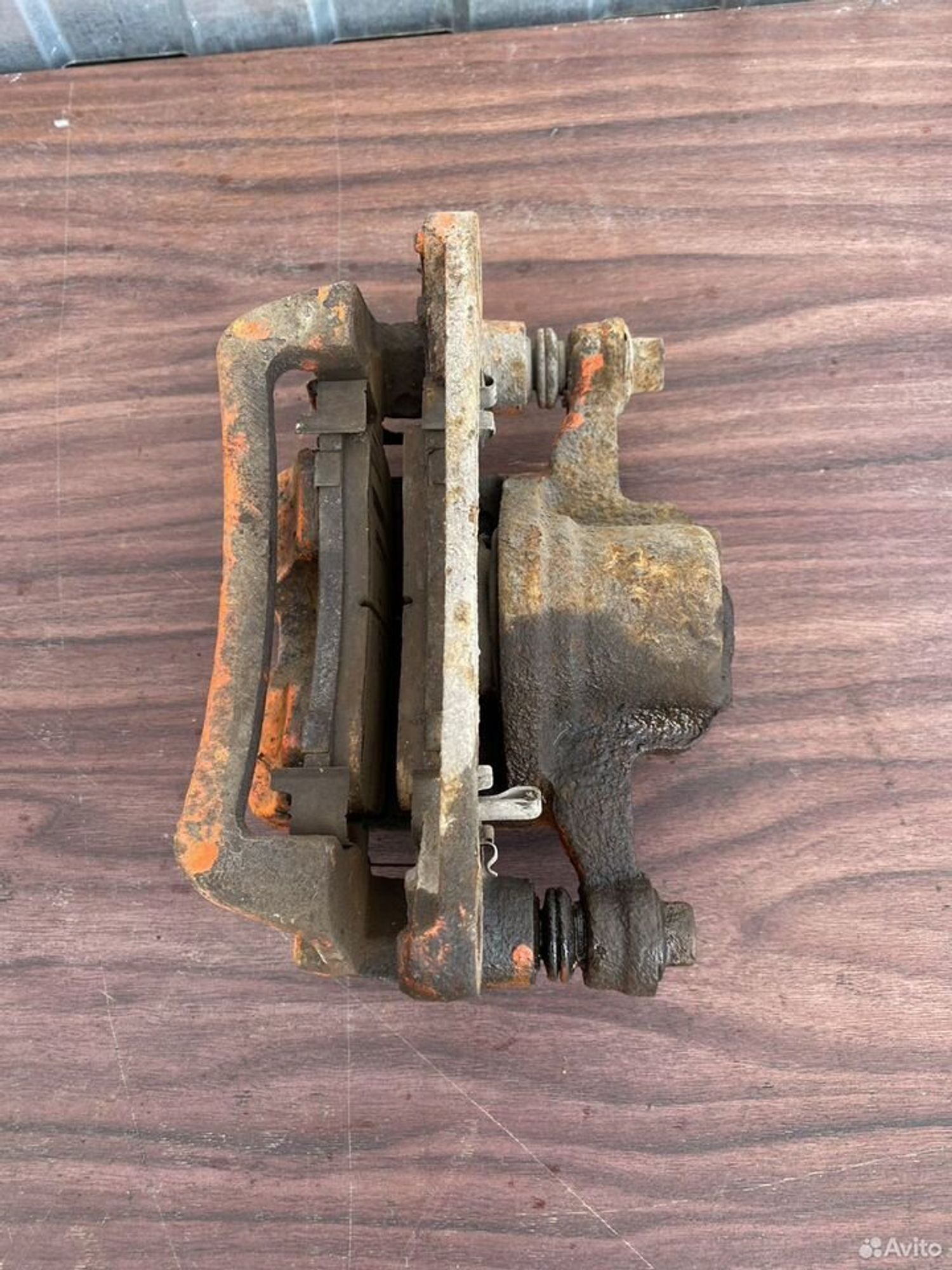 Суппорт тормозной задний левый mazda миления, 1300 рублей, Семиозерка