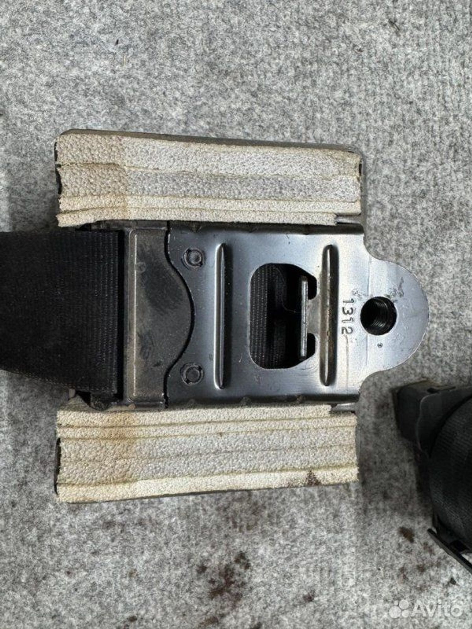 Ремень безопасности задний Volkswagen Polo CFN, 2000 рублей, Семиозерка