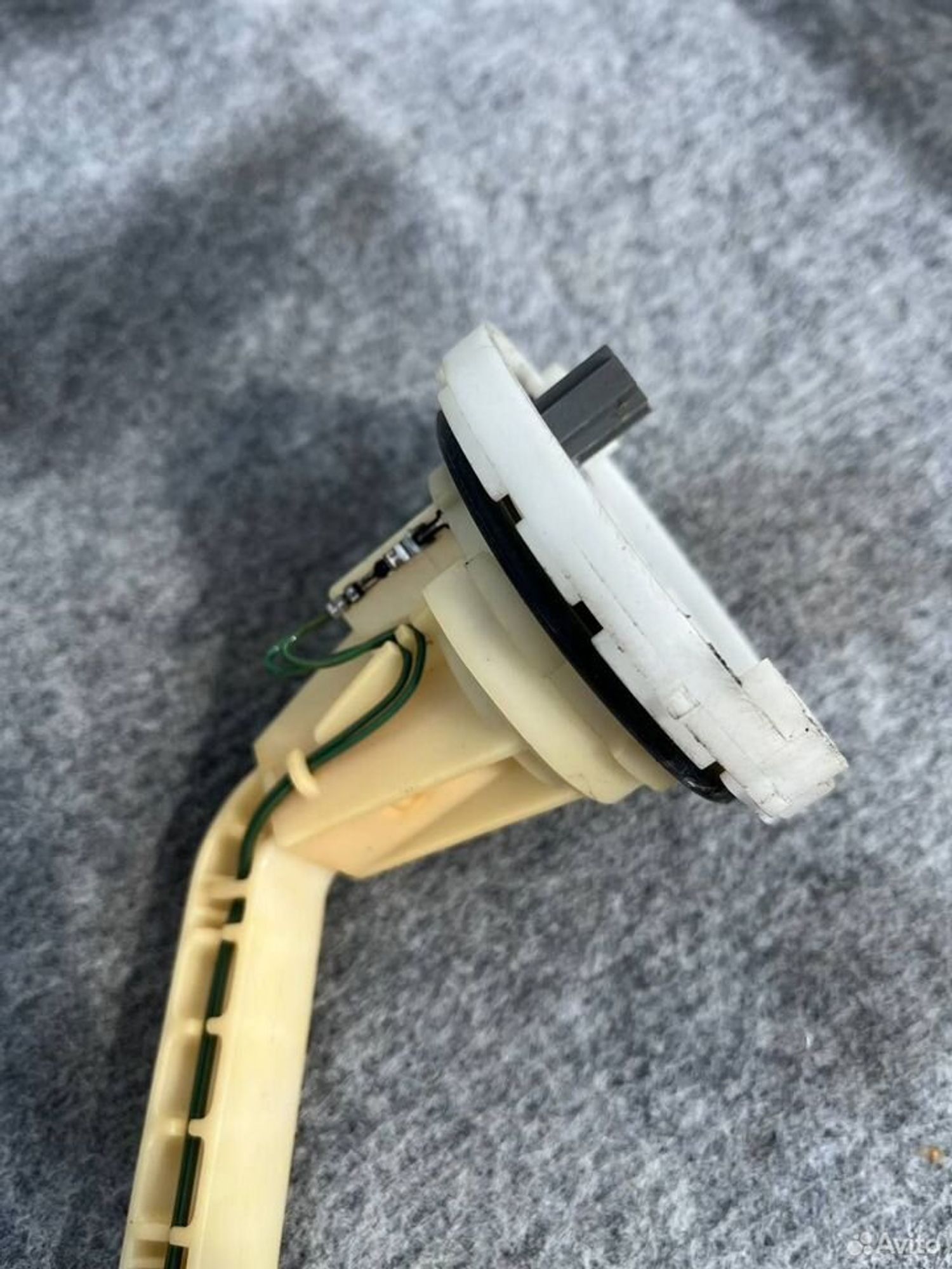 Датчик уровня топлива Mercedes w210, 1900 рублей, Семиозерка