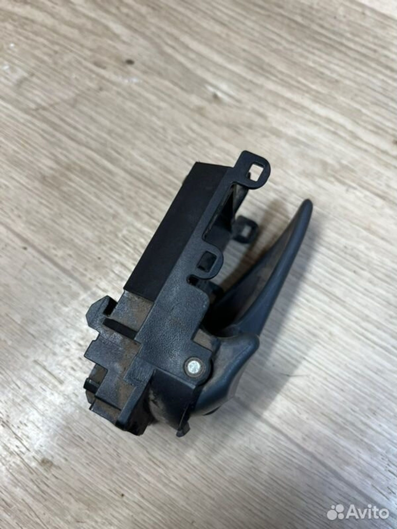 Ручка двери внешняя Nissan Almera N16 QG15DE 2005, 700 рублей, Семиозерка