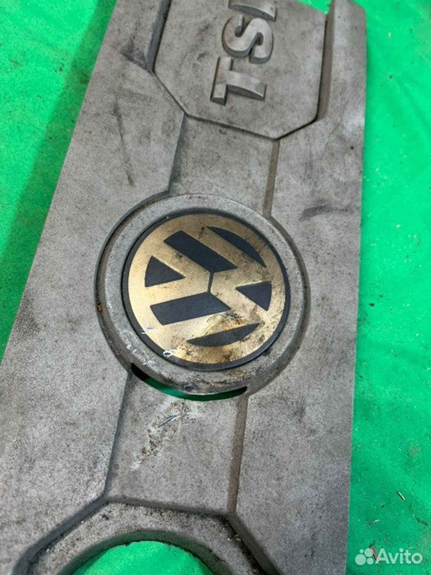 Декоративная крышка двигателя Volkswagen Tiguan, 700 рублей, Семиозерка