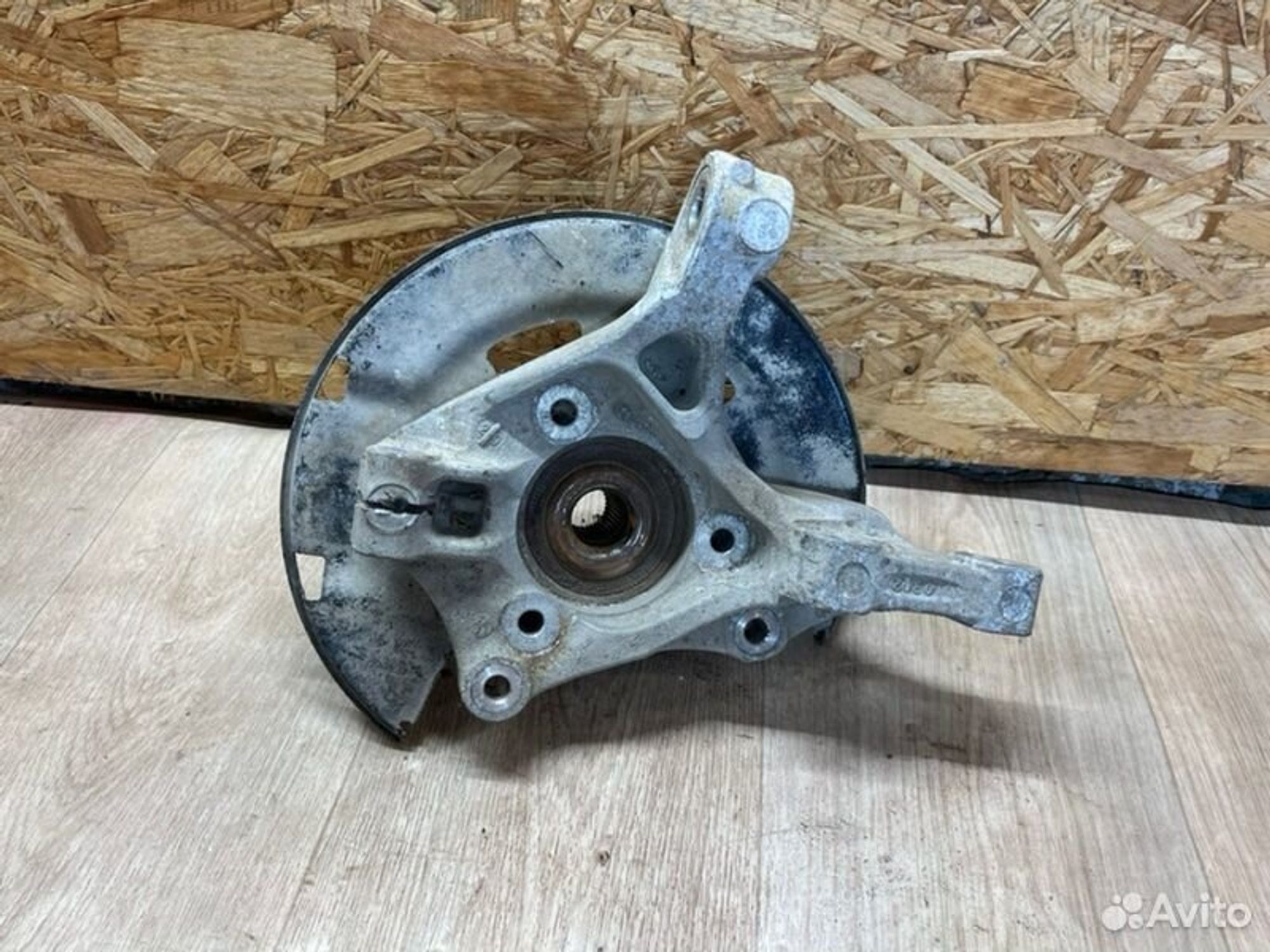 Кулак поворотный передний левый Chevrolet Cruz, 3000 рублей, Семиозерка