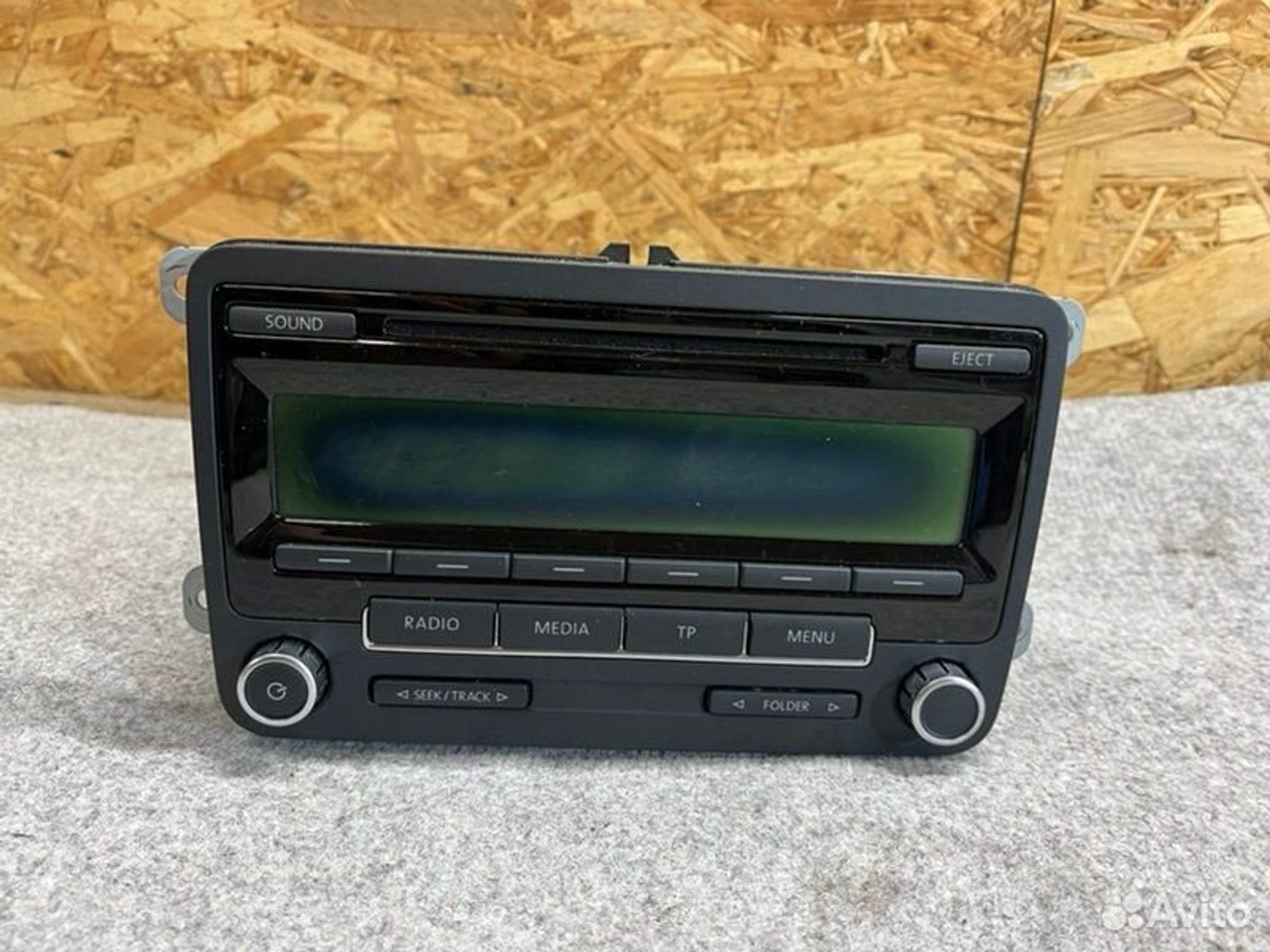 Магнитола Volkswagen Tiguan SUV NF CAW 2011, 3000 рублей, Семиозерка