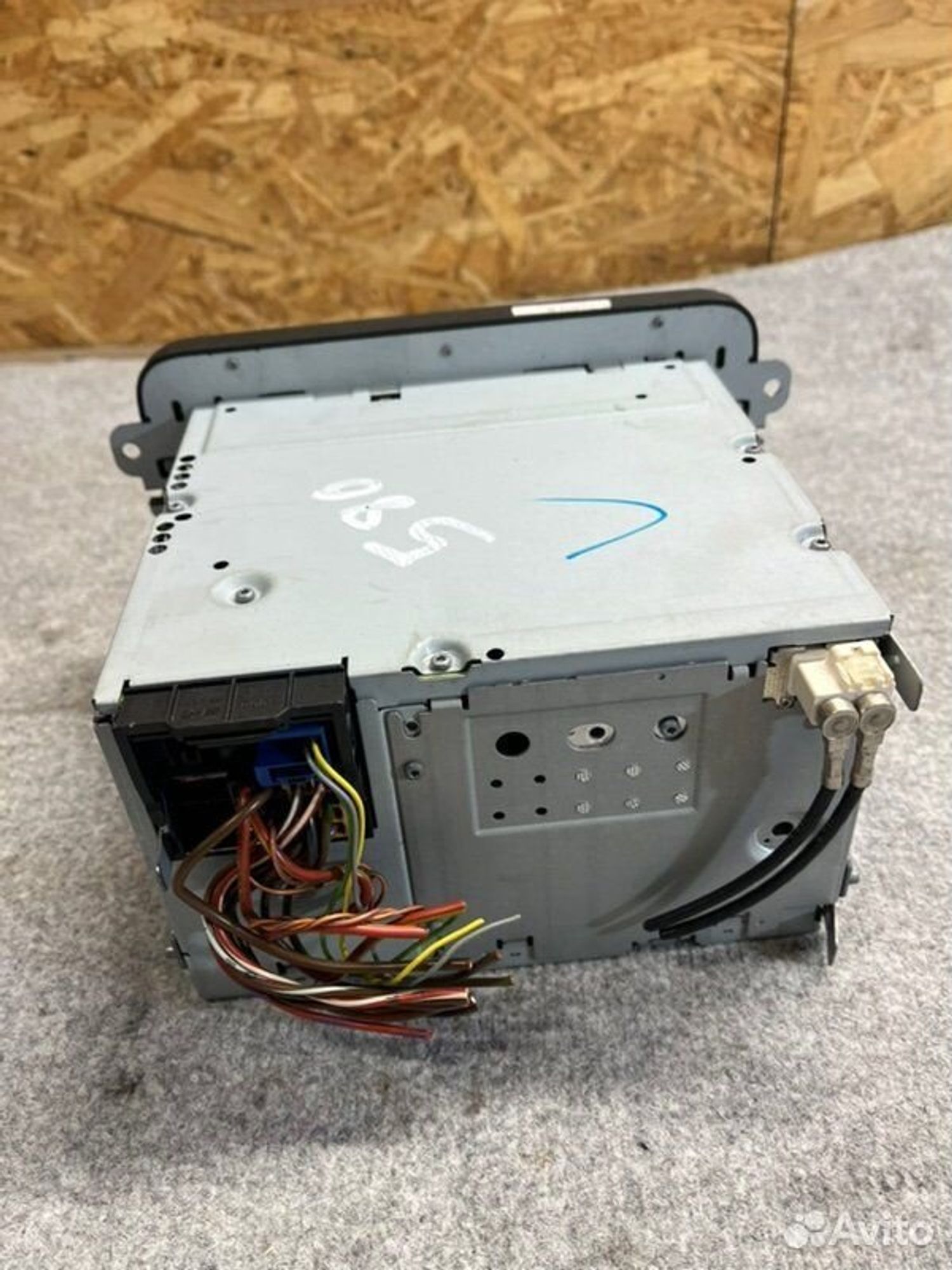 Магнитола Volkswagen Tiguan SUV NF CAW 2011, 3000 рублей, Семиозерка