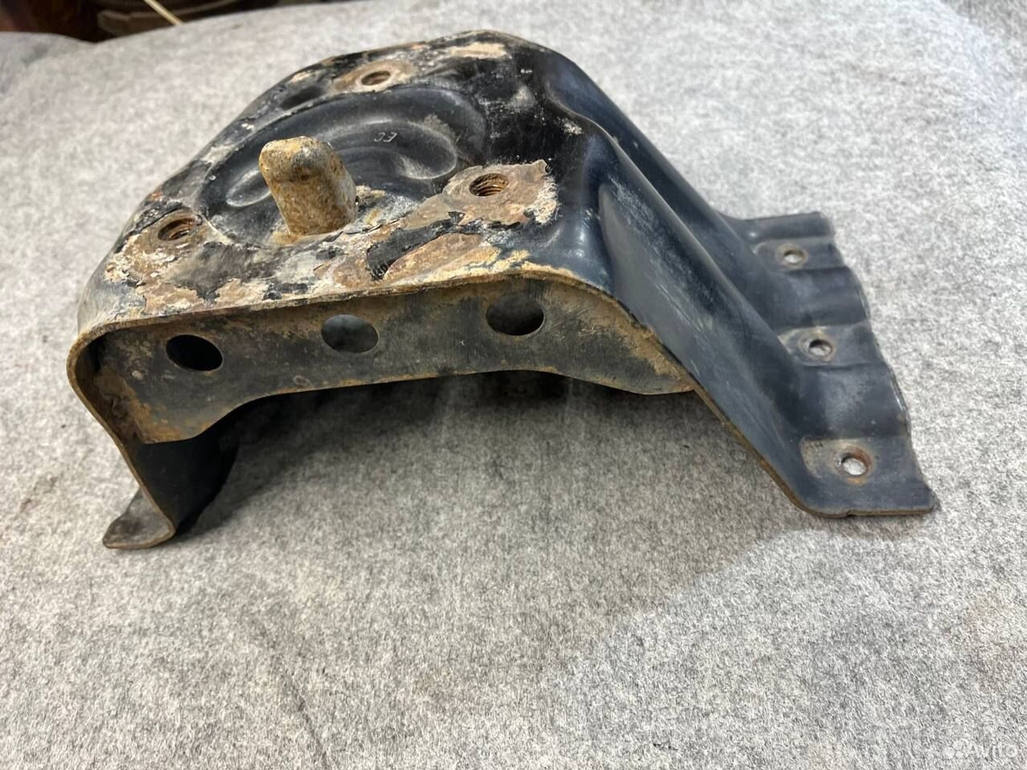 Крепление запасного колеса mitsubishi pajero 2, 2500 рублей, Семиозерка