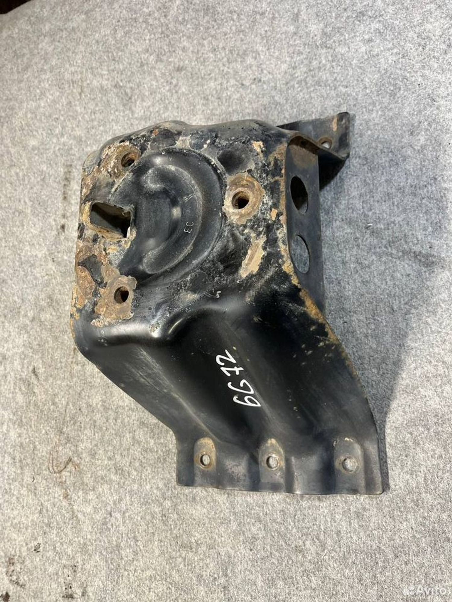 Крепление запасного колеса mitsubishi pajero 2, 2500 рублей, Семиозерка