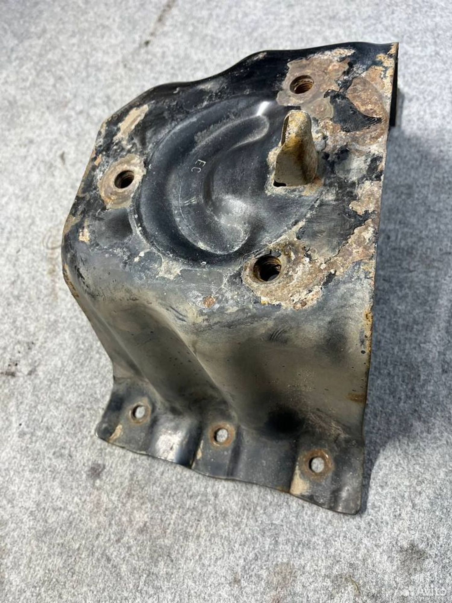 Крепление запасного колеса mitsubishi pajero 2, 2500 рублей, Семиозерка