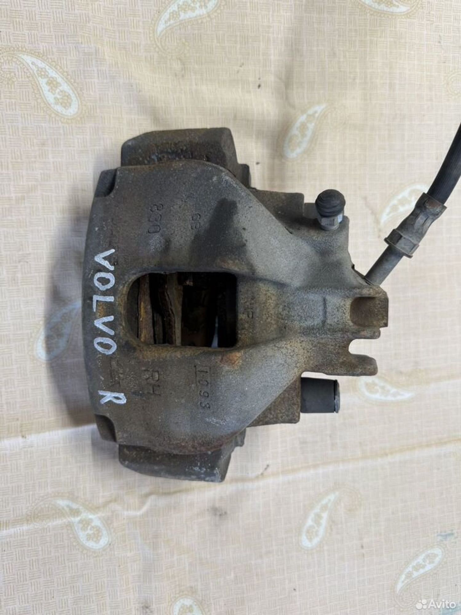 Суппорт передний правый Volvo s60 xc70 xc90, 2000 рублей, Семиозерка