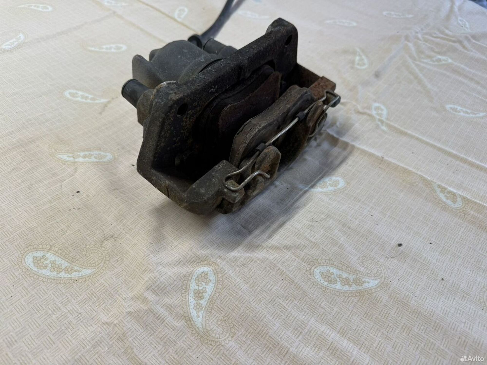 Суппорт передний правый Volvo s60 xc70 xc90, 2000 рублей, Семиозерка