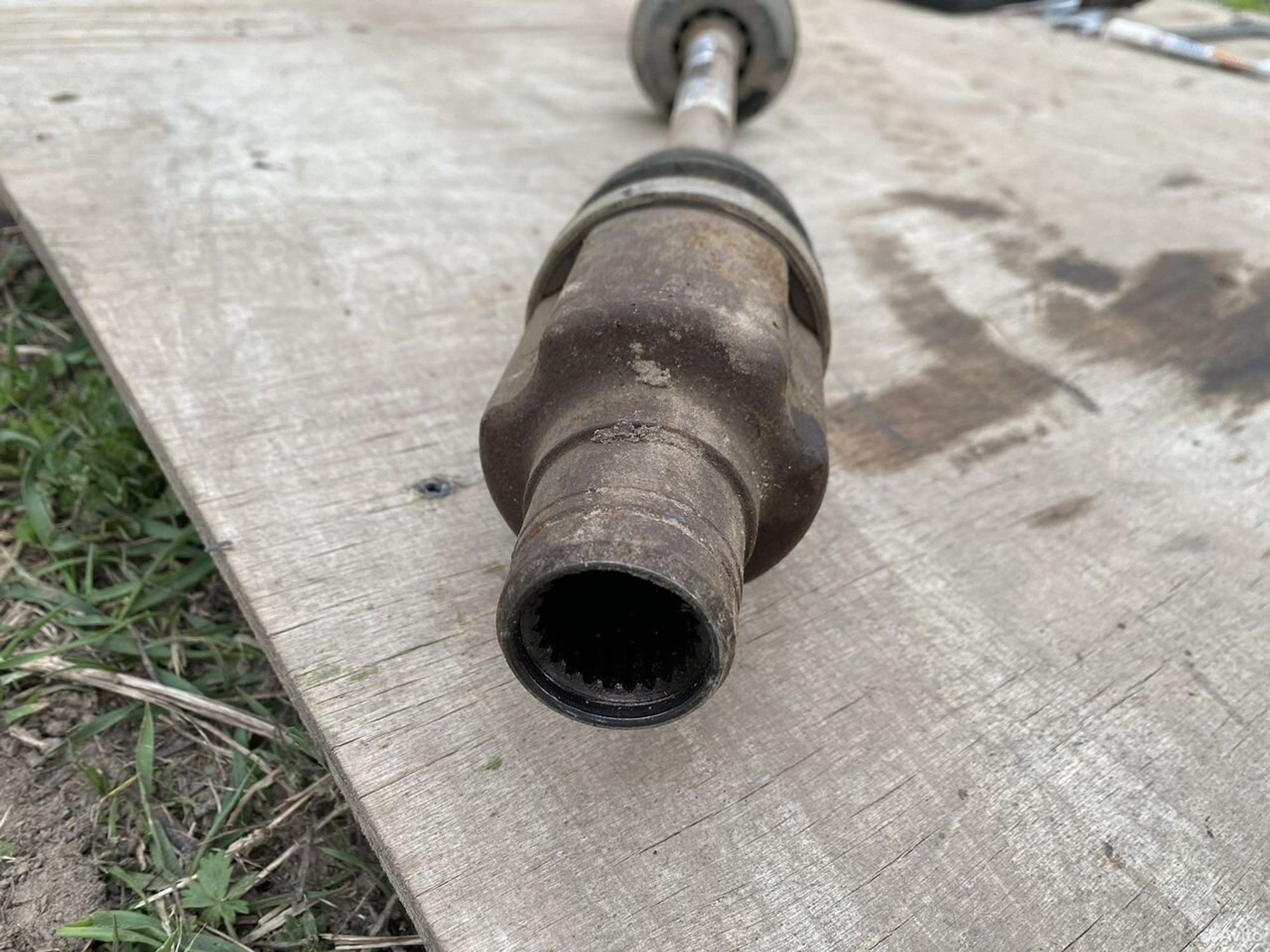 Привод правый logan 1 рестайлинг, 3500 рублей, Семиозерка