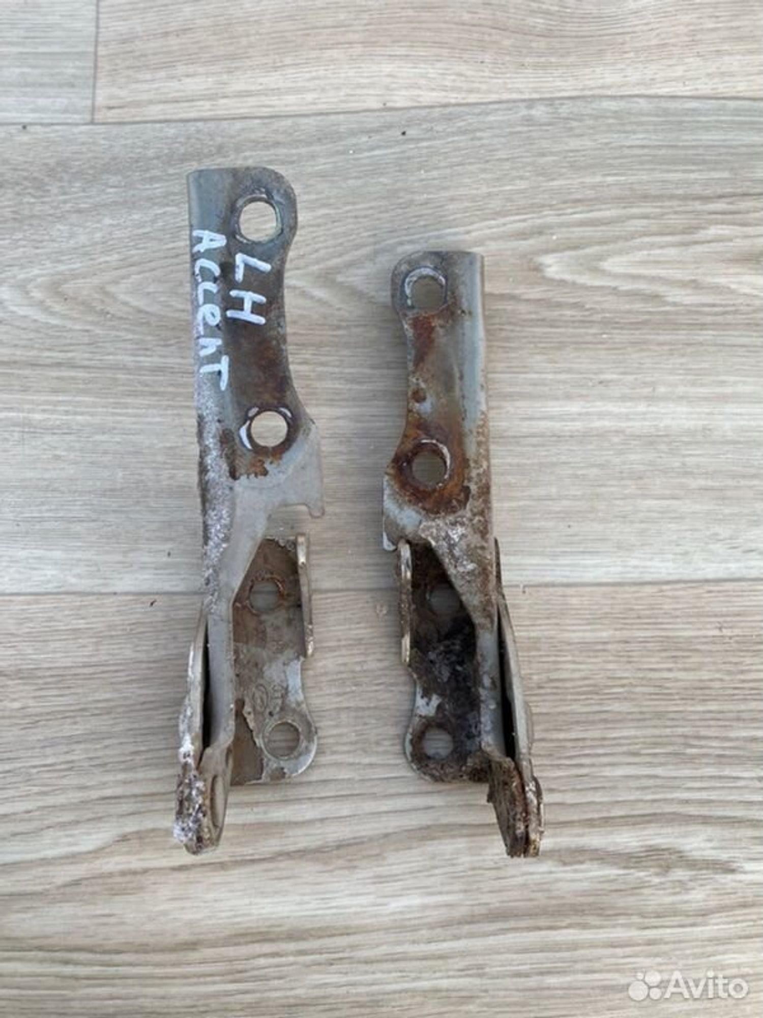 Петля капота Hyundai Accent G4EB 2006, 1000 рублей, Семиозерка