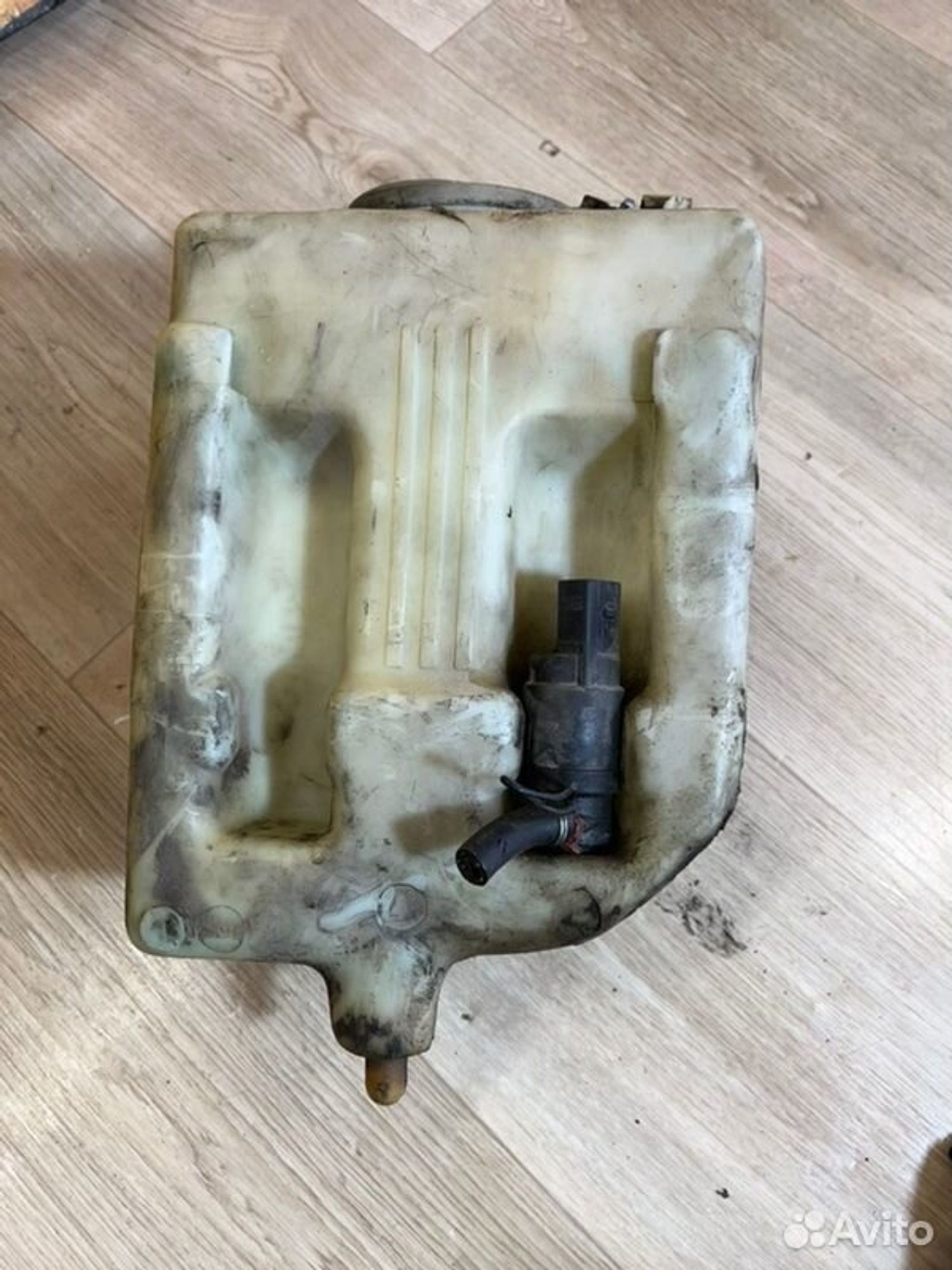 Бачок омывателя Mercedes E240 W210 M112911 1998, 1000 рублей, Семиозерка